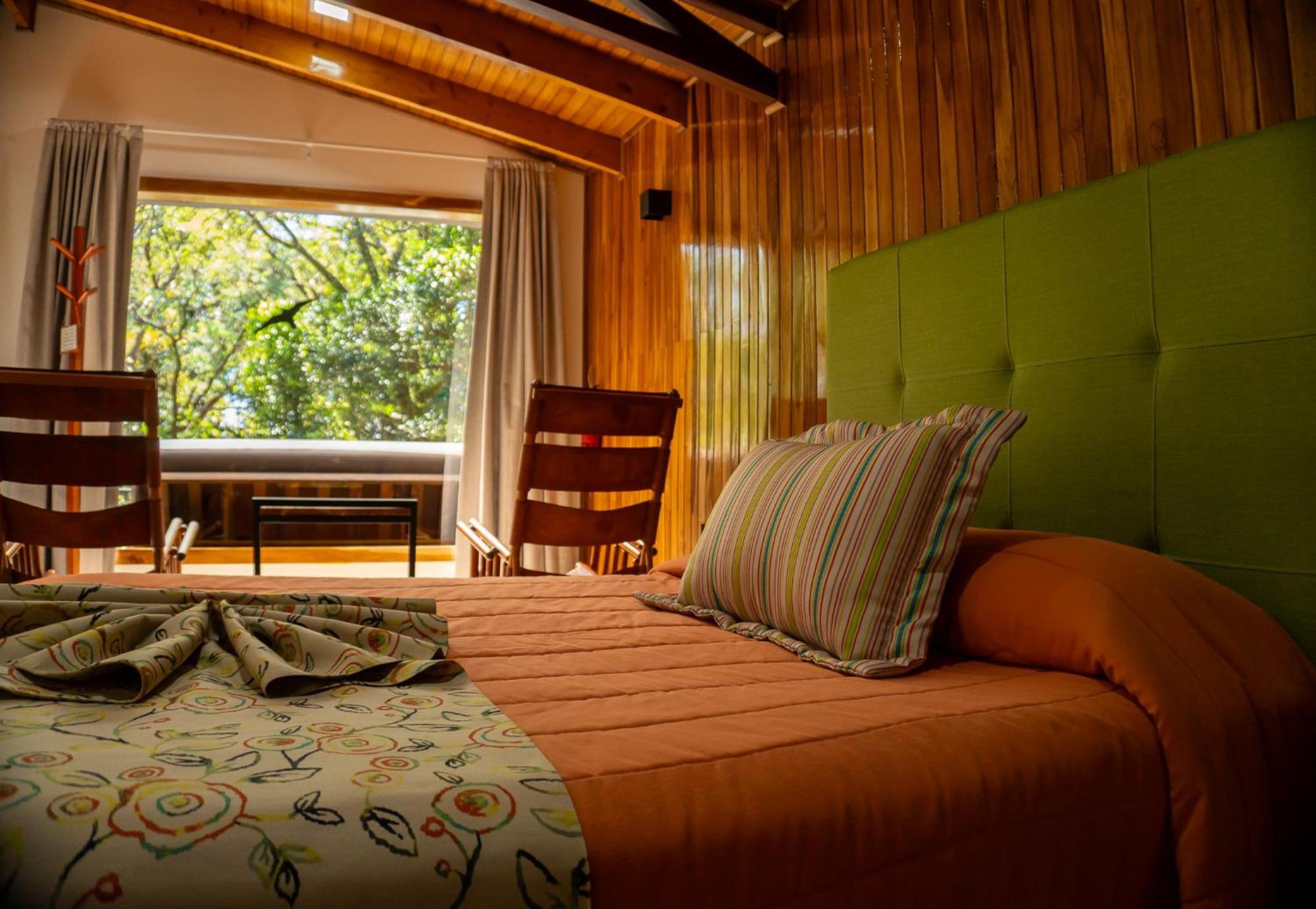 Pinos & Reserve Lodge