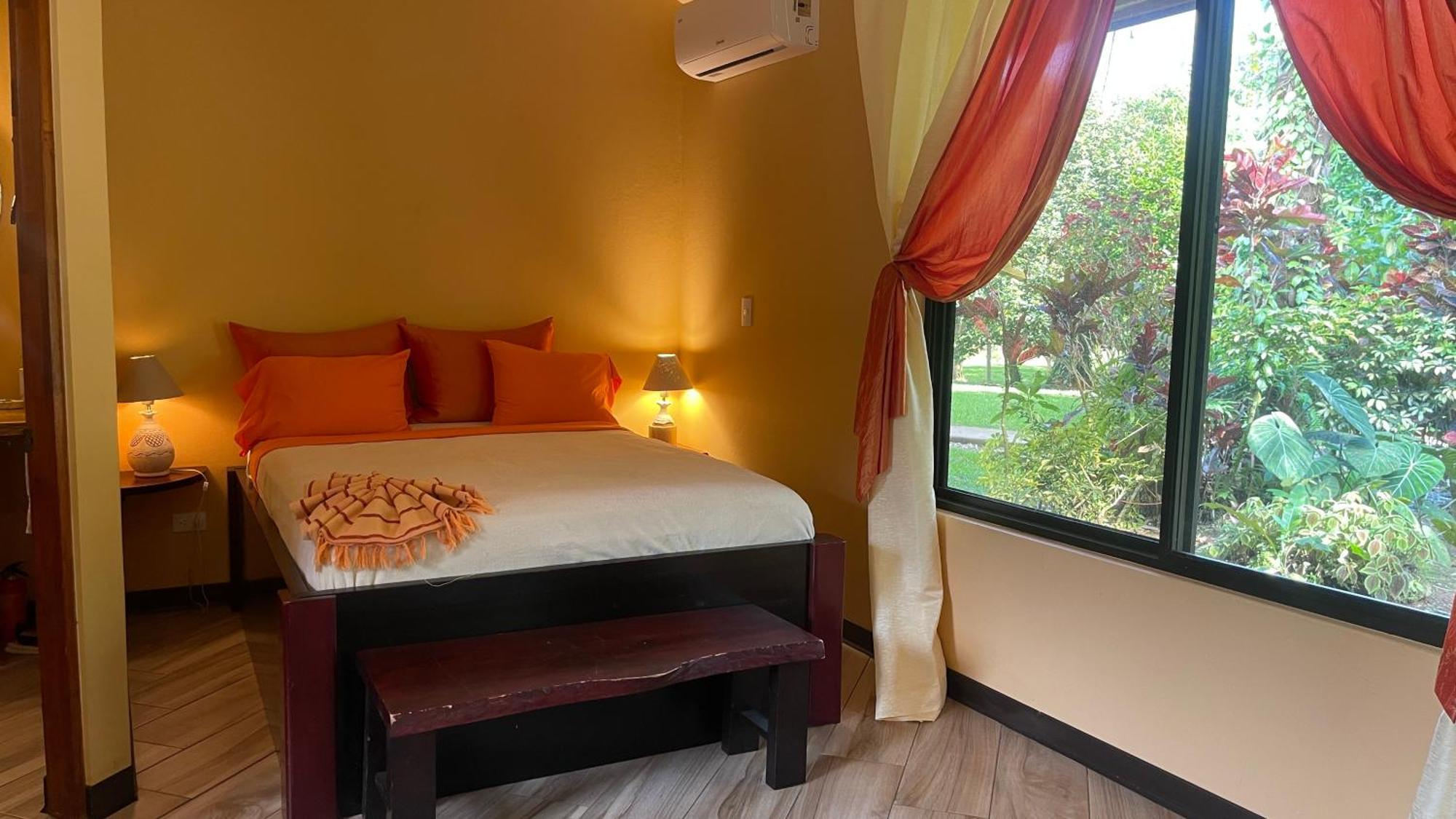Tai Cacao Bed & Breakfast Bijagua