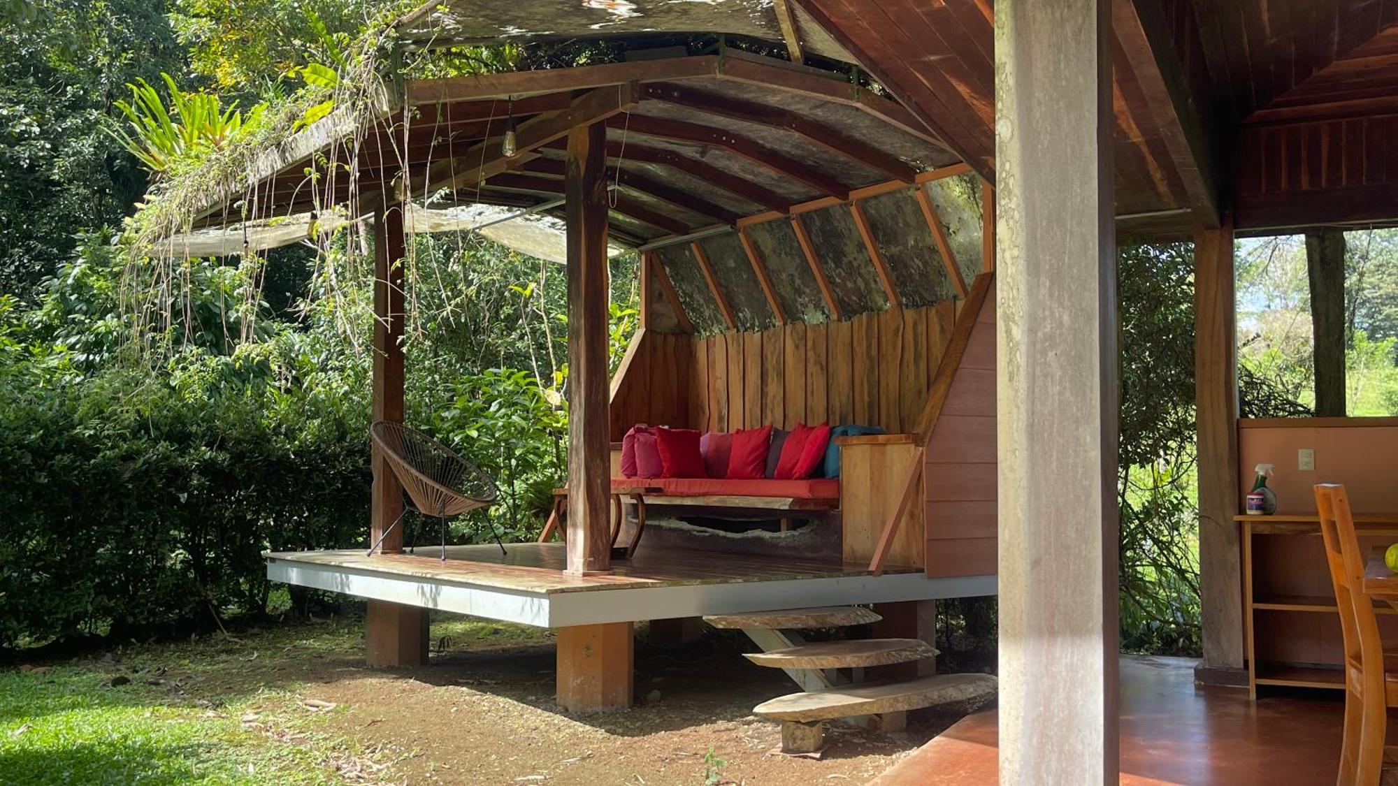 Bed & Breakfast Tai Cacao Bijagua