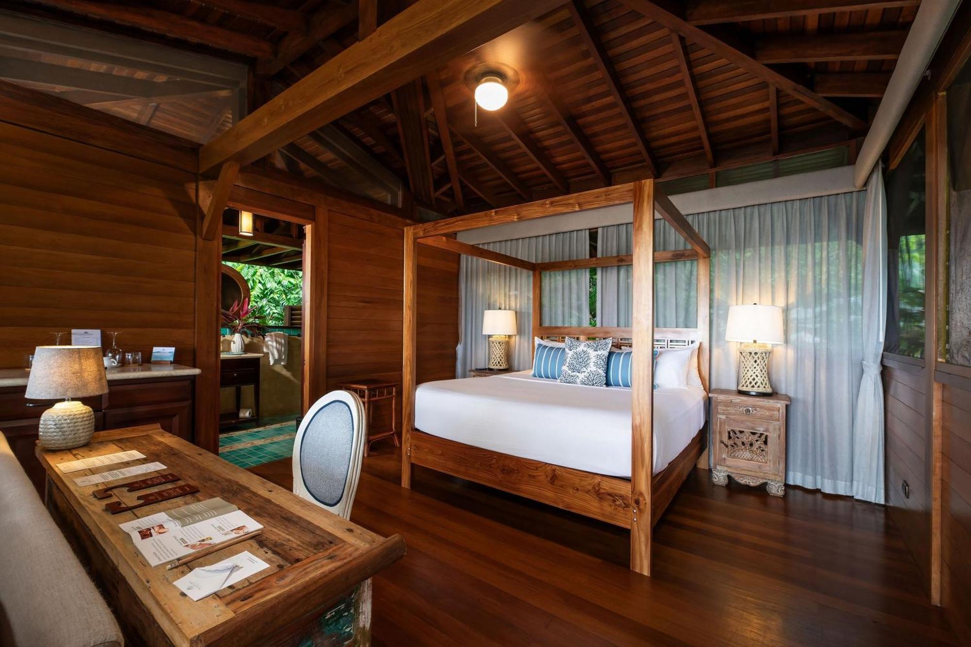 Hotel Playa Cativo 5*