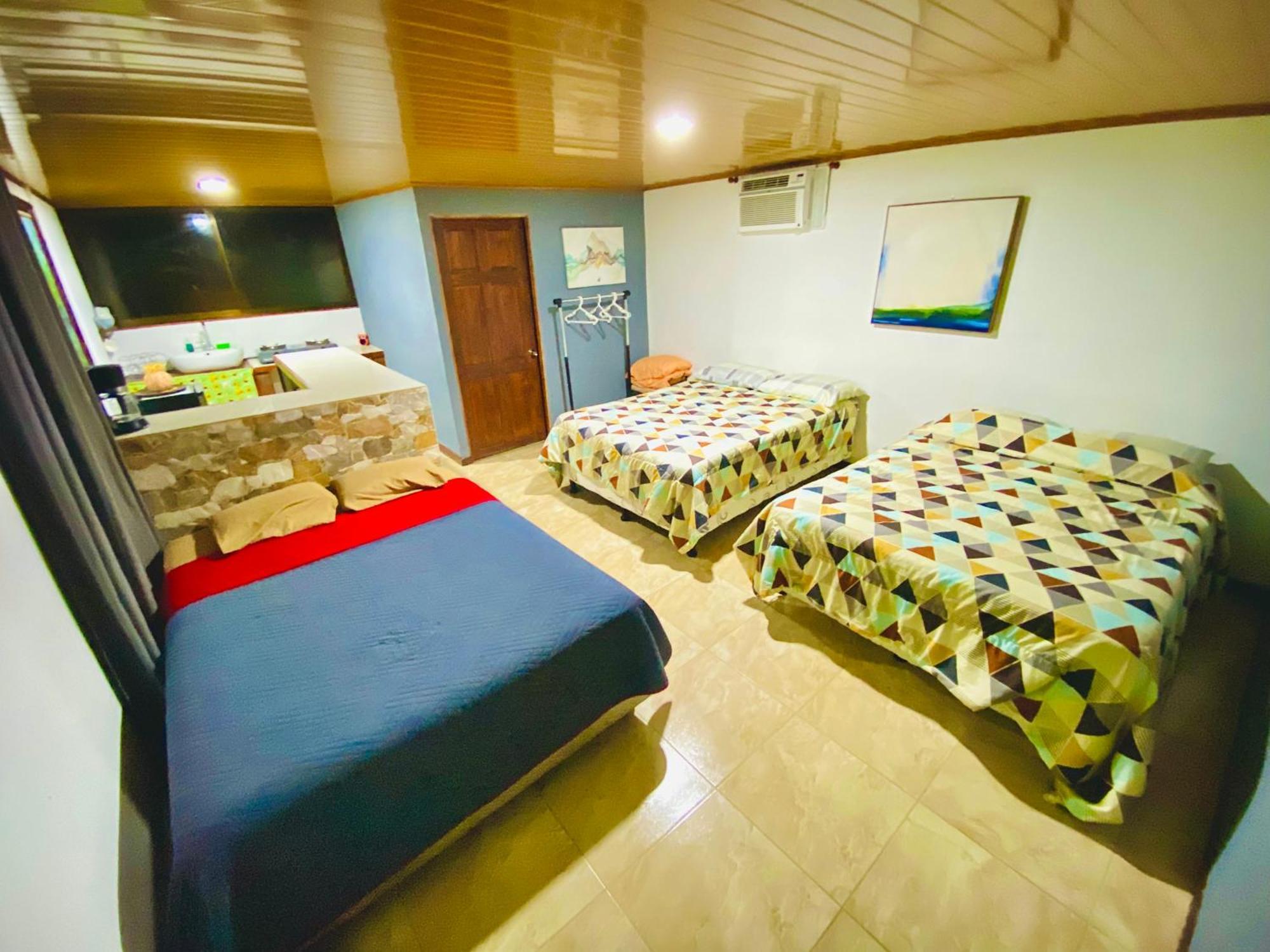 Gufo, Private Bed & Breakfast La Fortuna