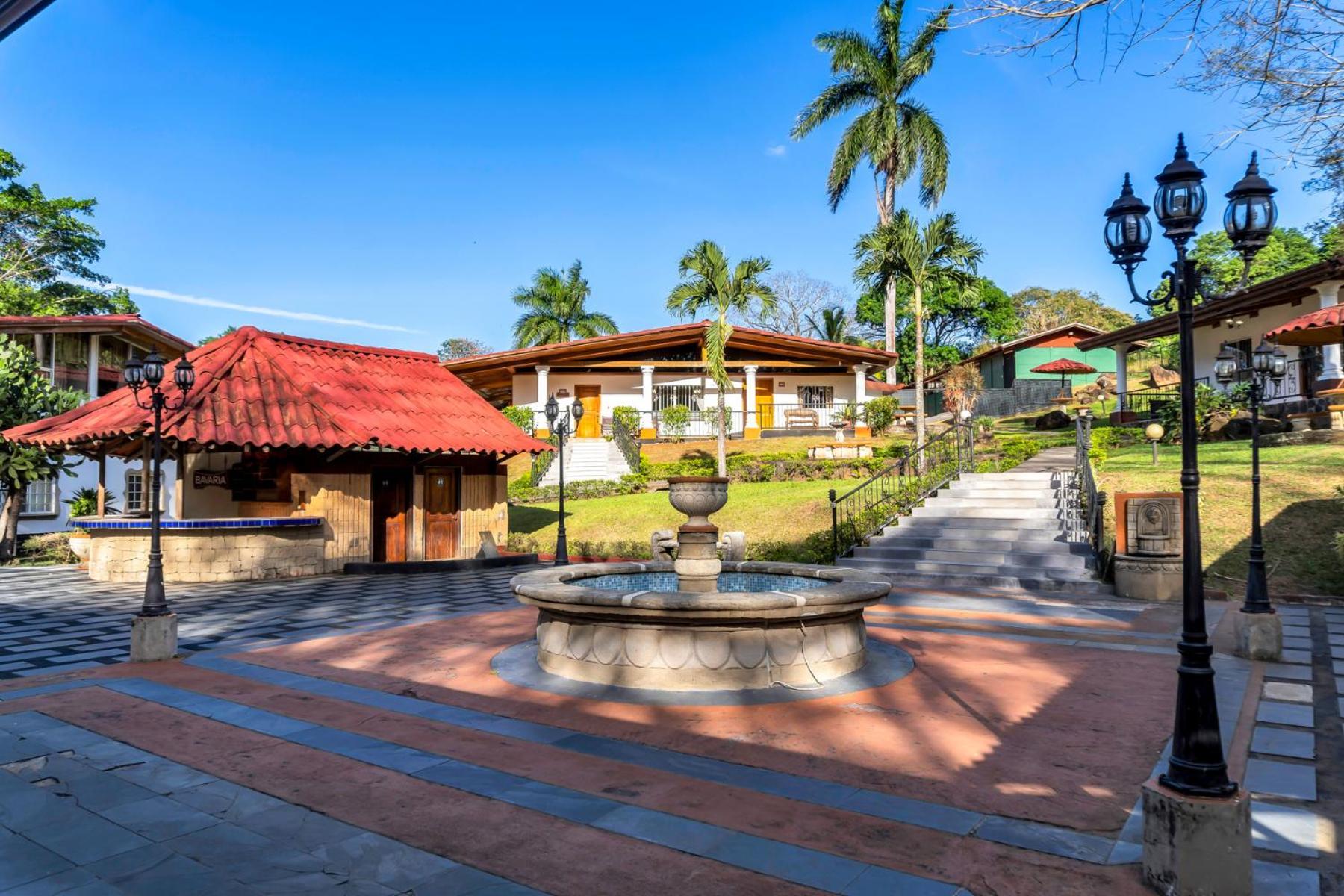 Hotel Martino Spa And Resort Hotel