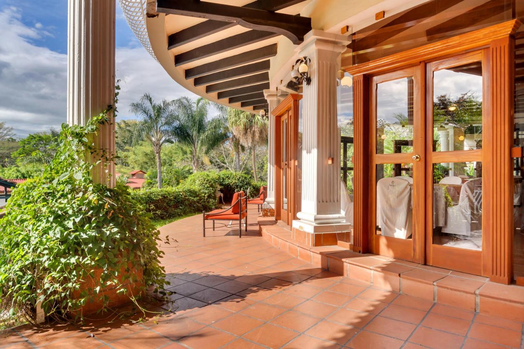 Hotel Martino Spa And Resort