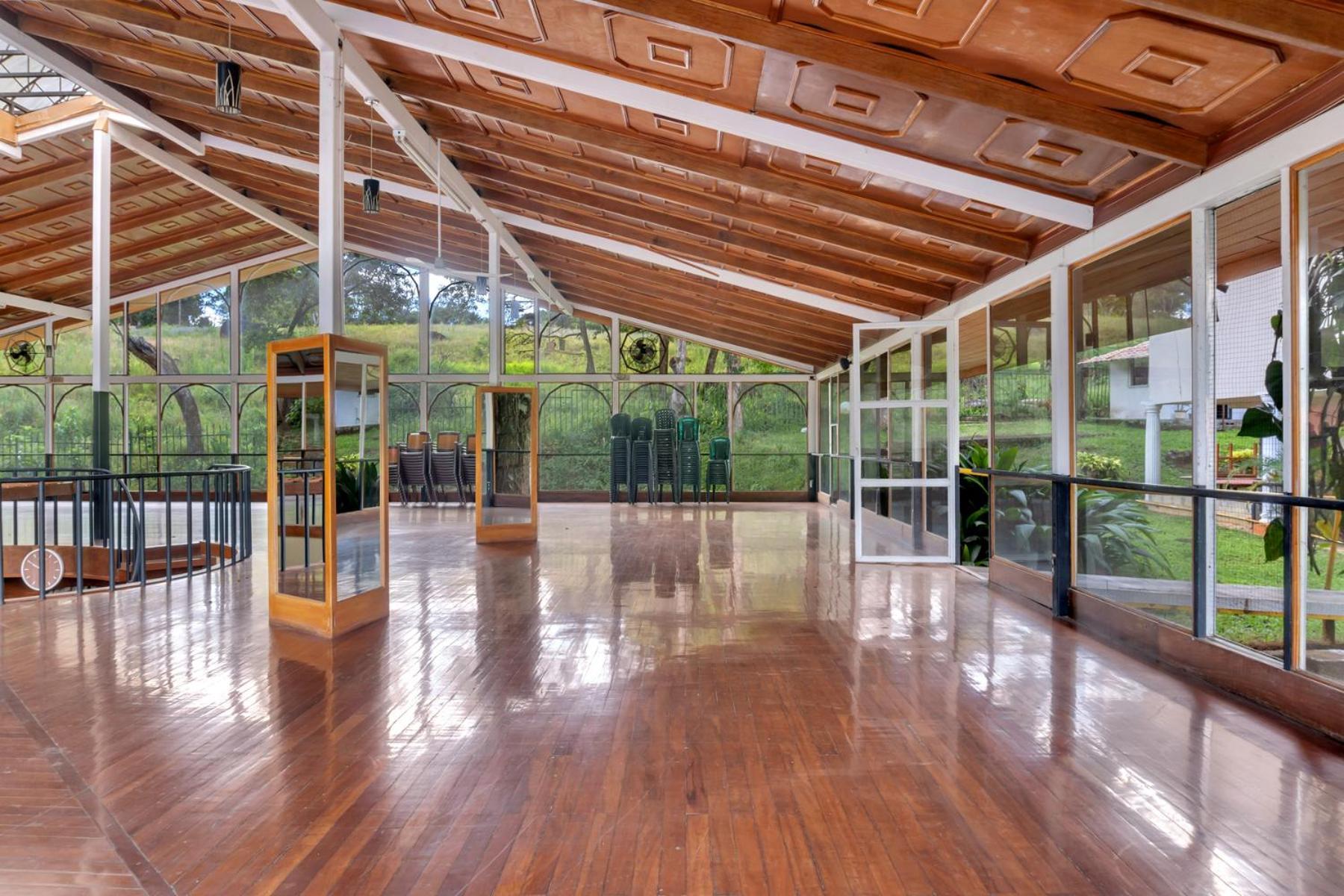 Hotel Martino Spa And Resort 5*
