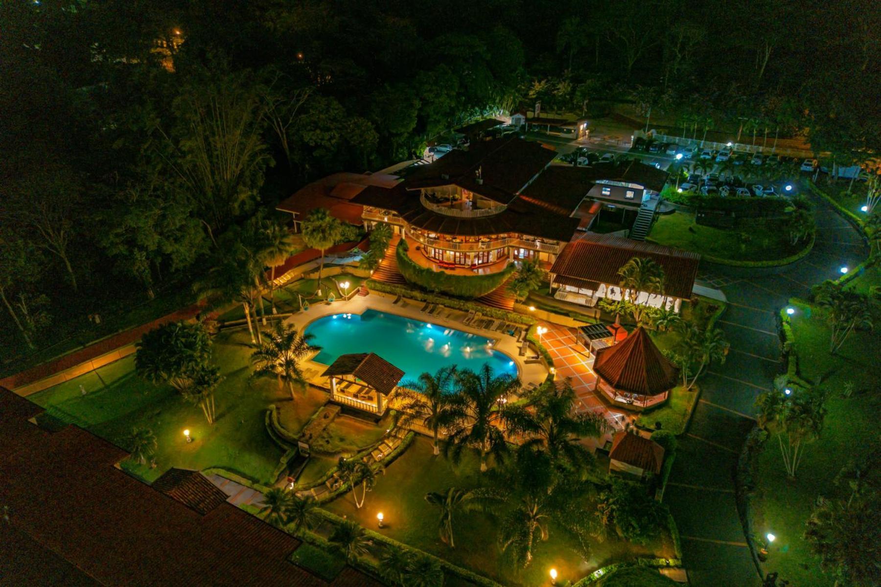 Hotel Martino Spa And Resort Hotel 5*