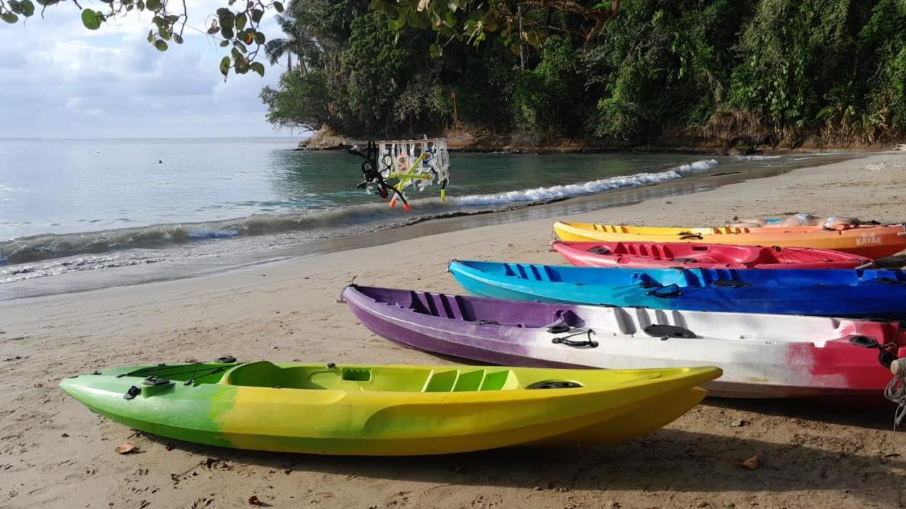 Cabinas Caribe * Manzanillo (Limon)