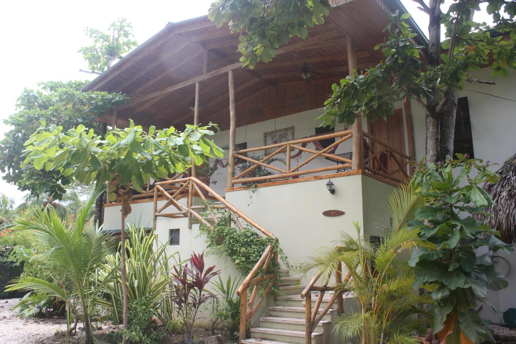 Solar Playa Santa Teresa (Puntarenas)
