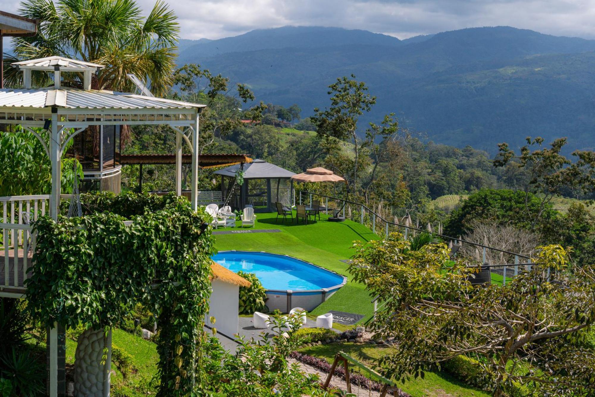 Glamping Renacer Vistas Turrialba, Paris * Turrialba