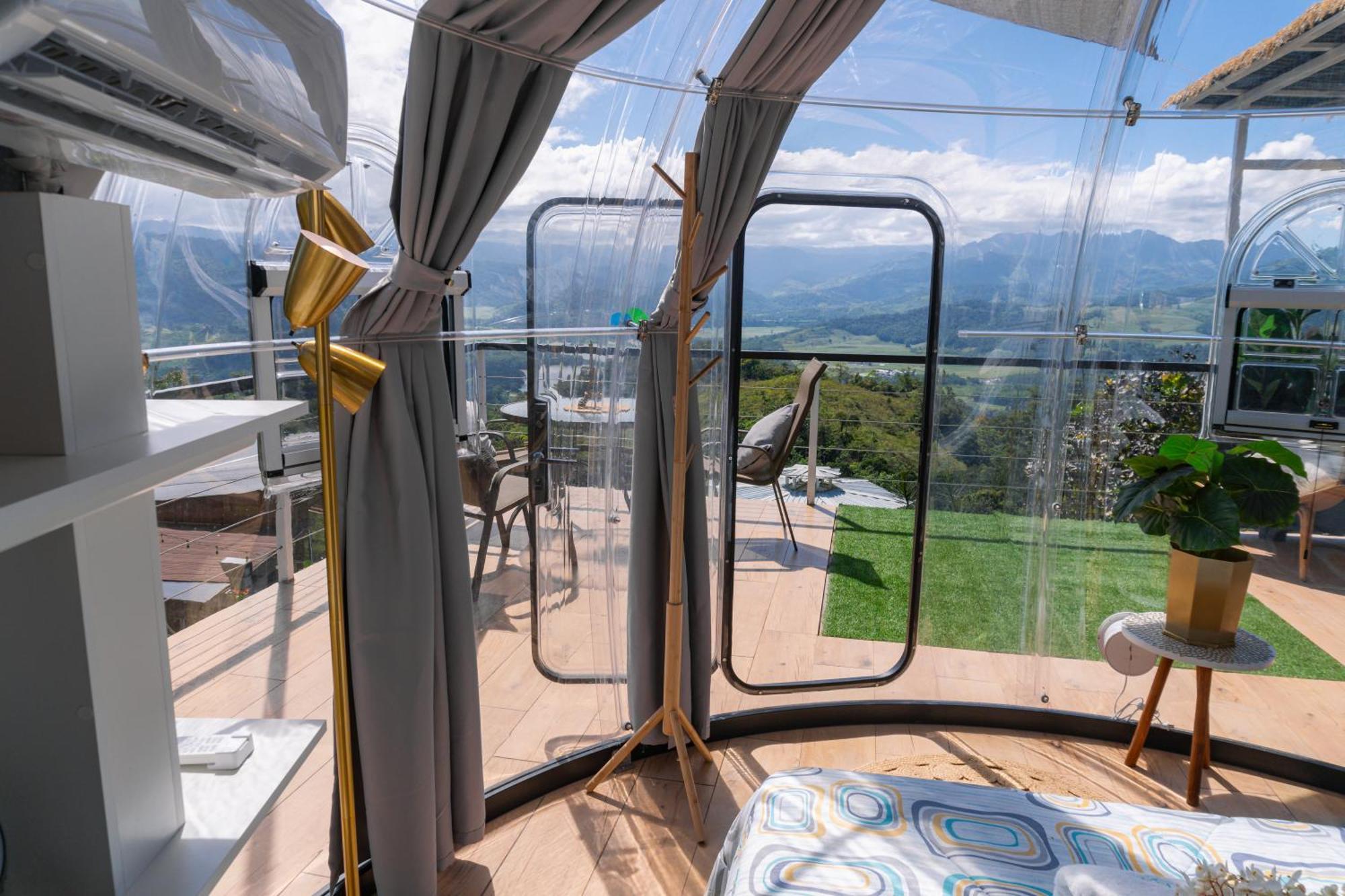 Glamping Renacer Vistas Turrialba, Paris