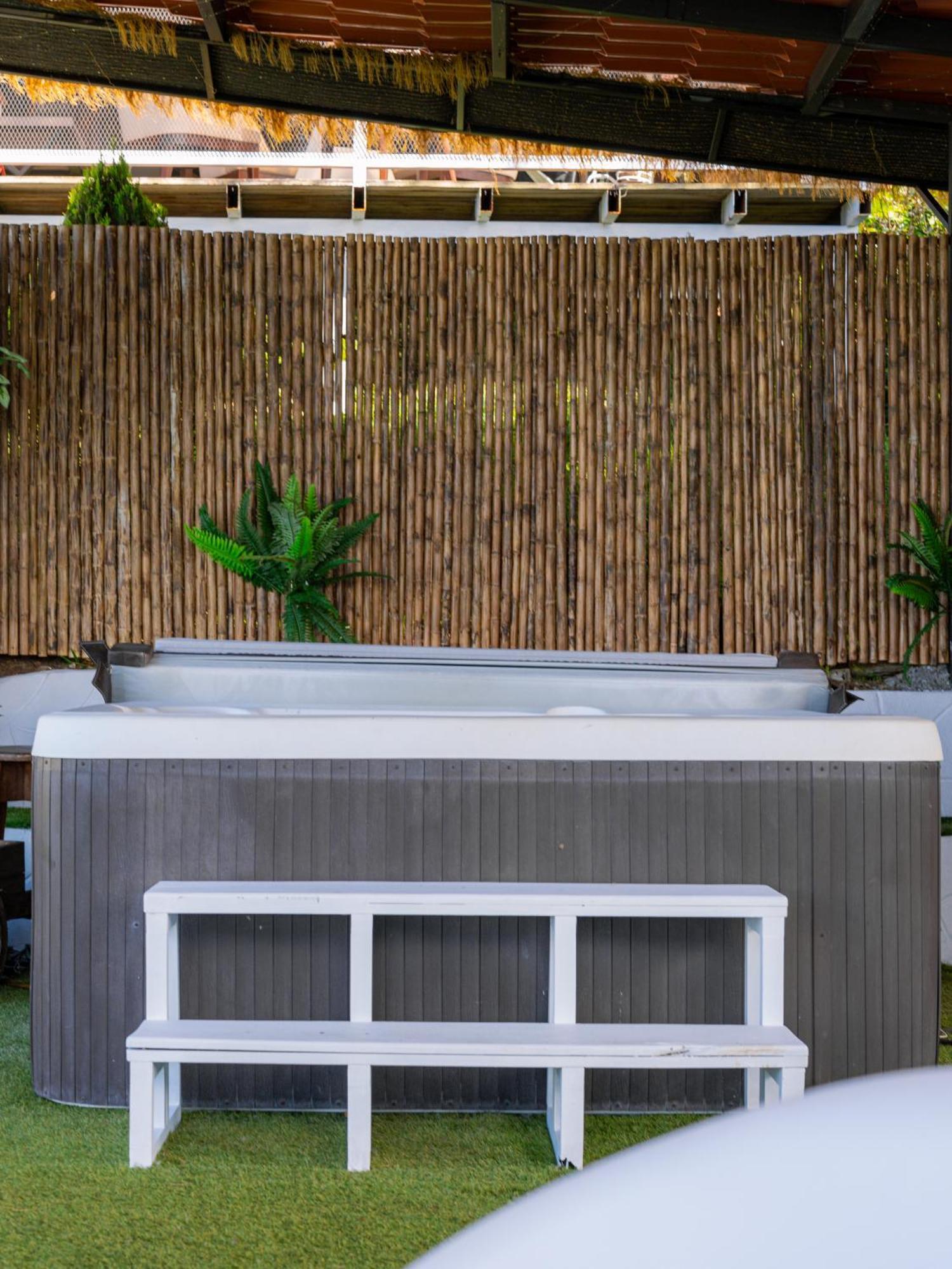 Capsule hotel Glamping Renacer Vistas Turrialba, Paris