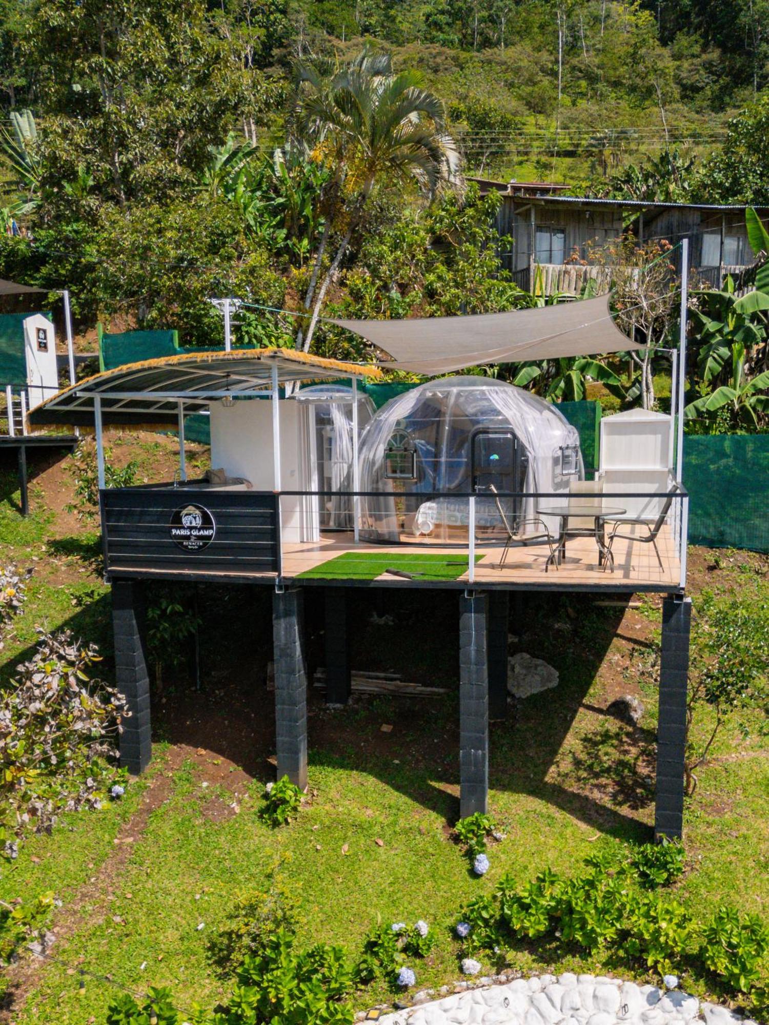 Capsule hotel Glamping Renacer Vistas Turrialba, Paris *