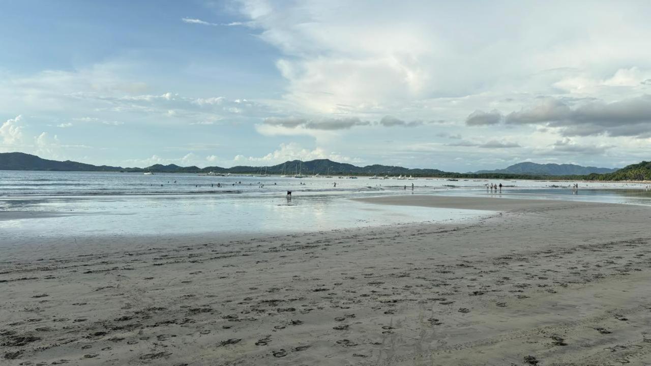 Apartment Beach, Prime Location, Fantastic Watersalt Pool & Cold Plunge, Family & Friends Tamarindo
