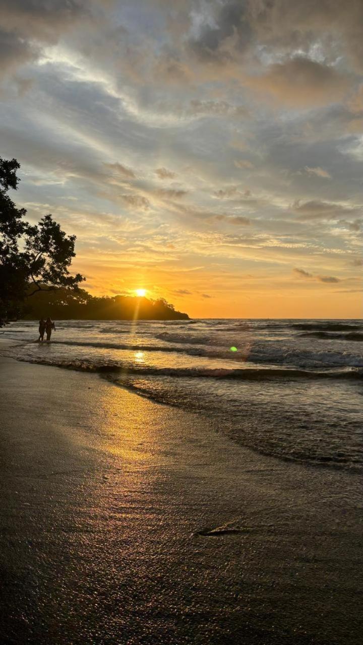 Beach, Prime Location, Fantastic Watersalt Pool & Cold Plunge, Family & Friends * Tamarindo
