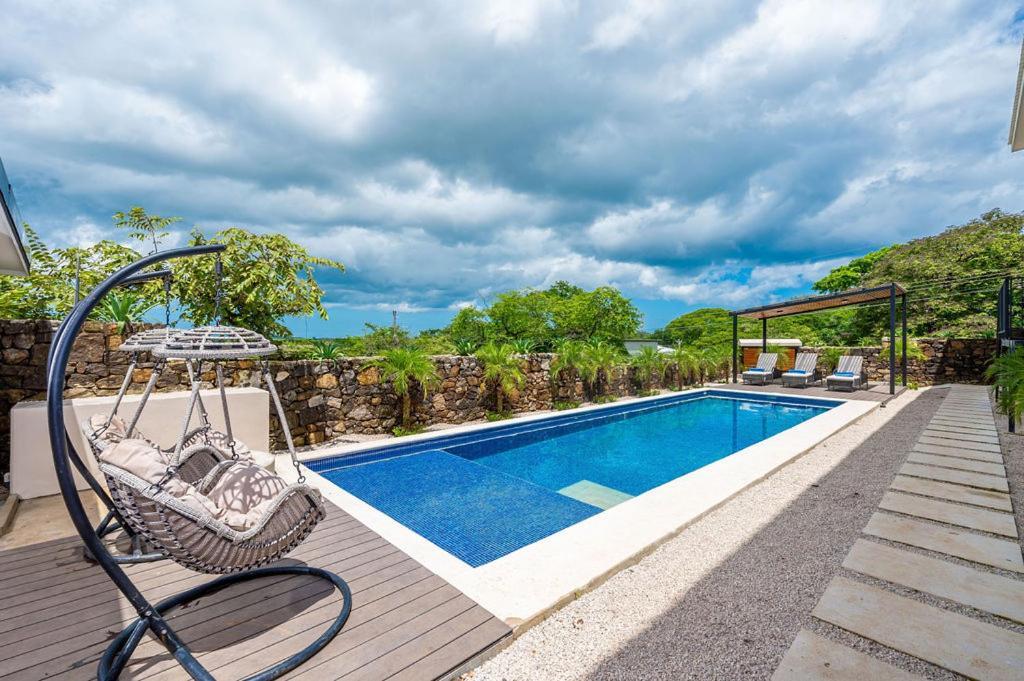 Beach, Prime Location, Fantastic Watersalt Pool & Cold Plunge, Family & Friends *