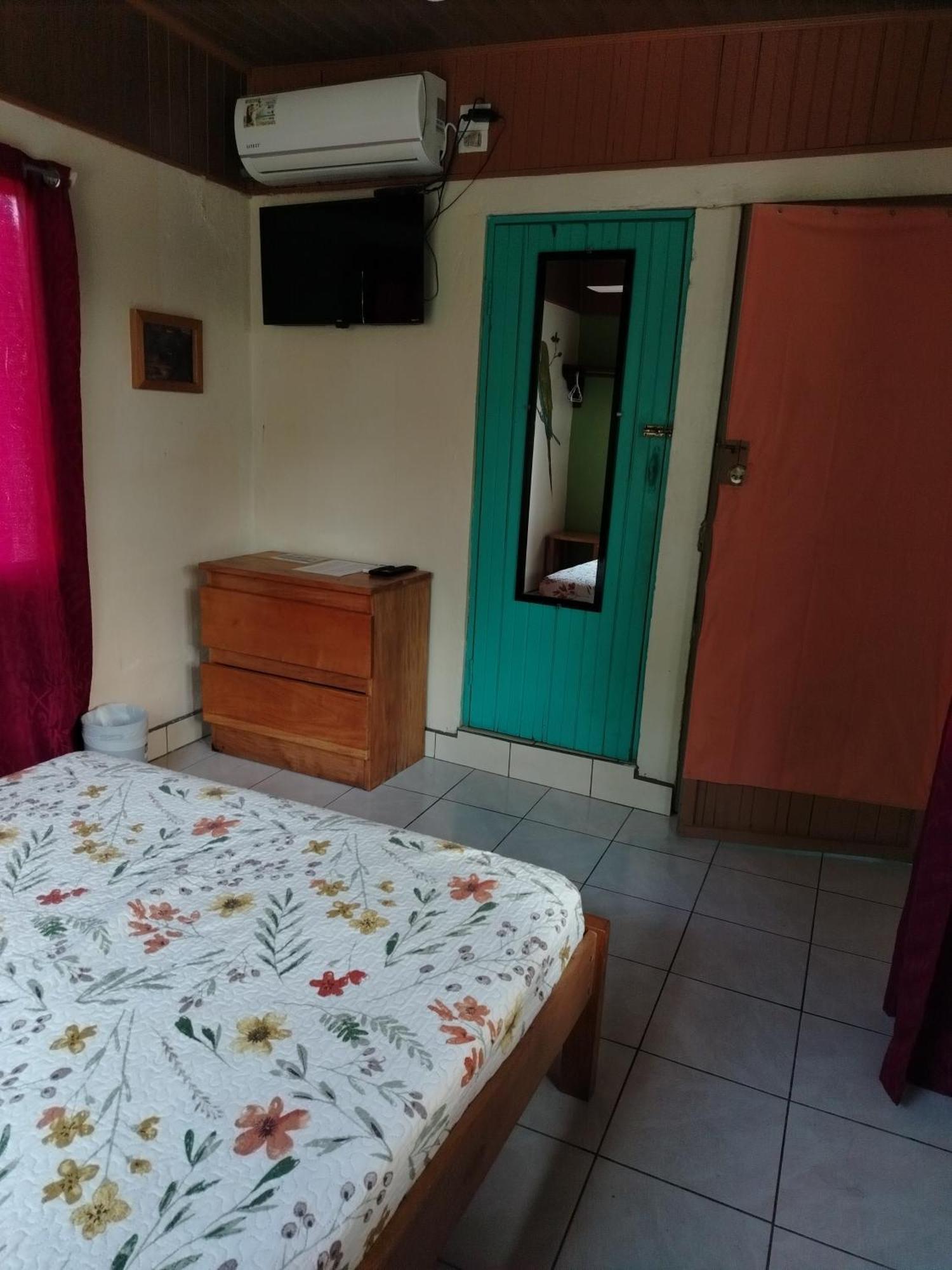Hotel Blue Iguana