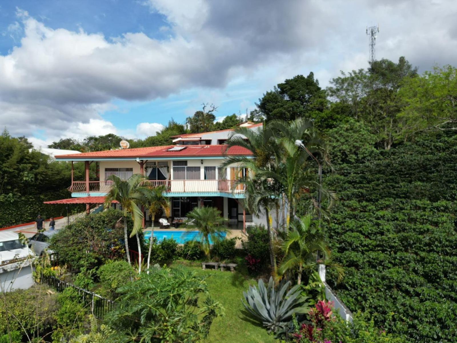 Aparthotel Loma Tranquila Alajuela