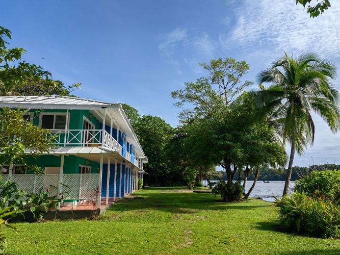 Tortuga & Gardens By Boeena * Tortuguero