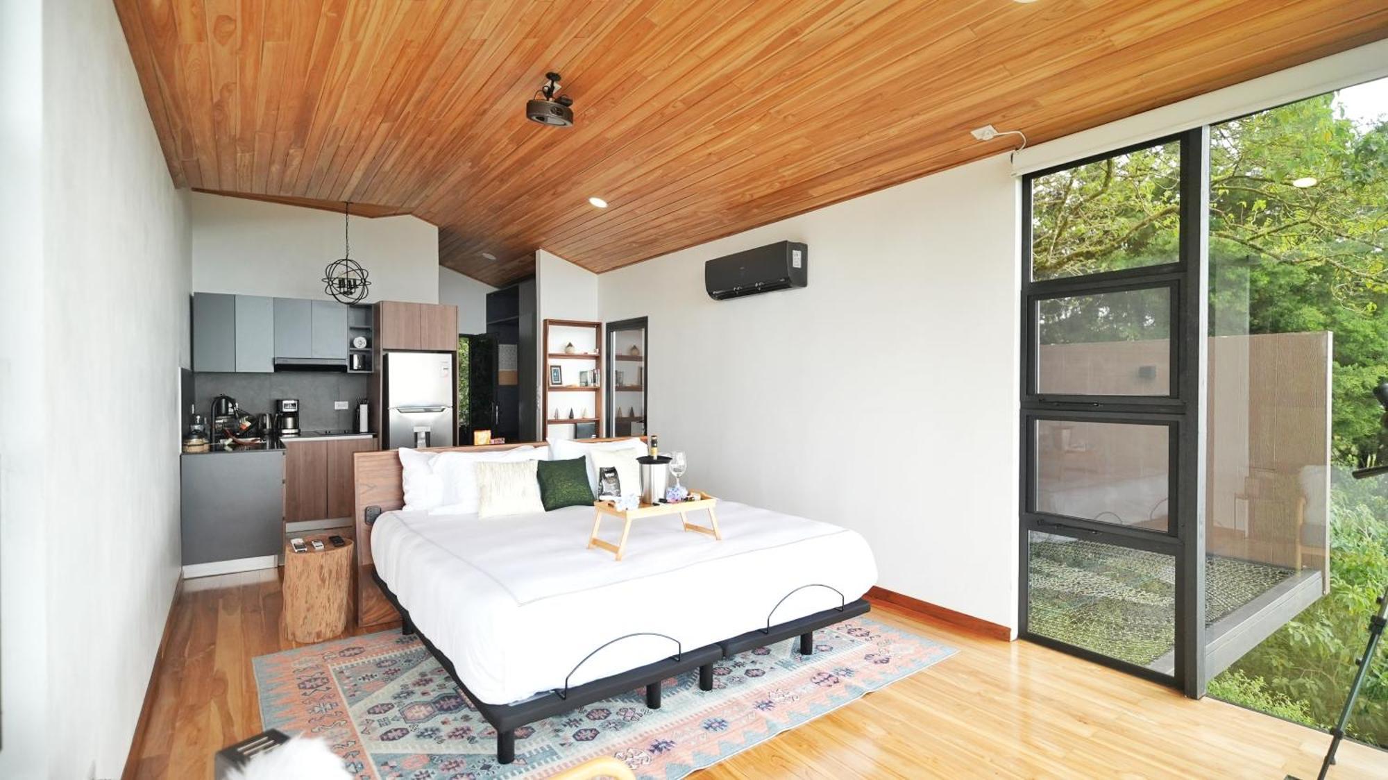 Amalu Luxury View Cabins