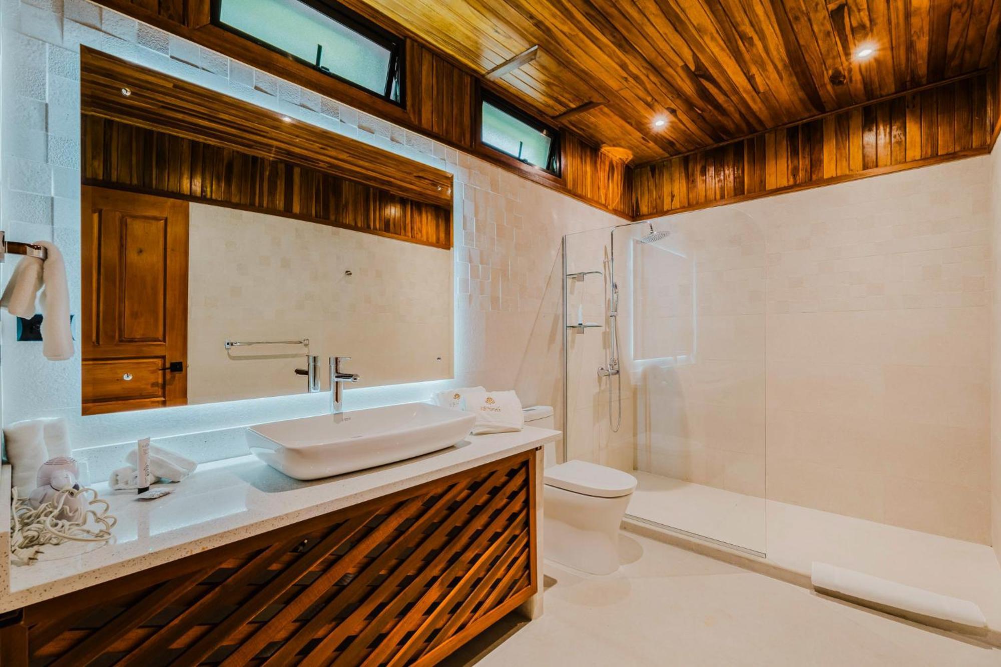 Hotel Heliconia - 4*