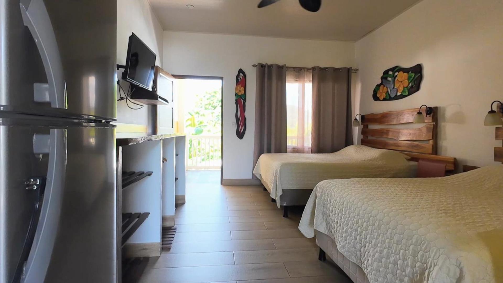 Cabinas El Colibri Hotel