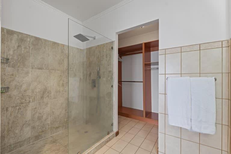 Stunning With Panoramic Beach, Ocean, And Mountain Views In *