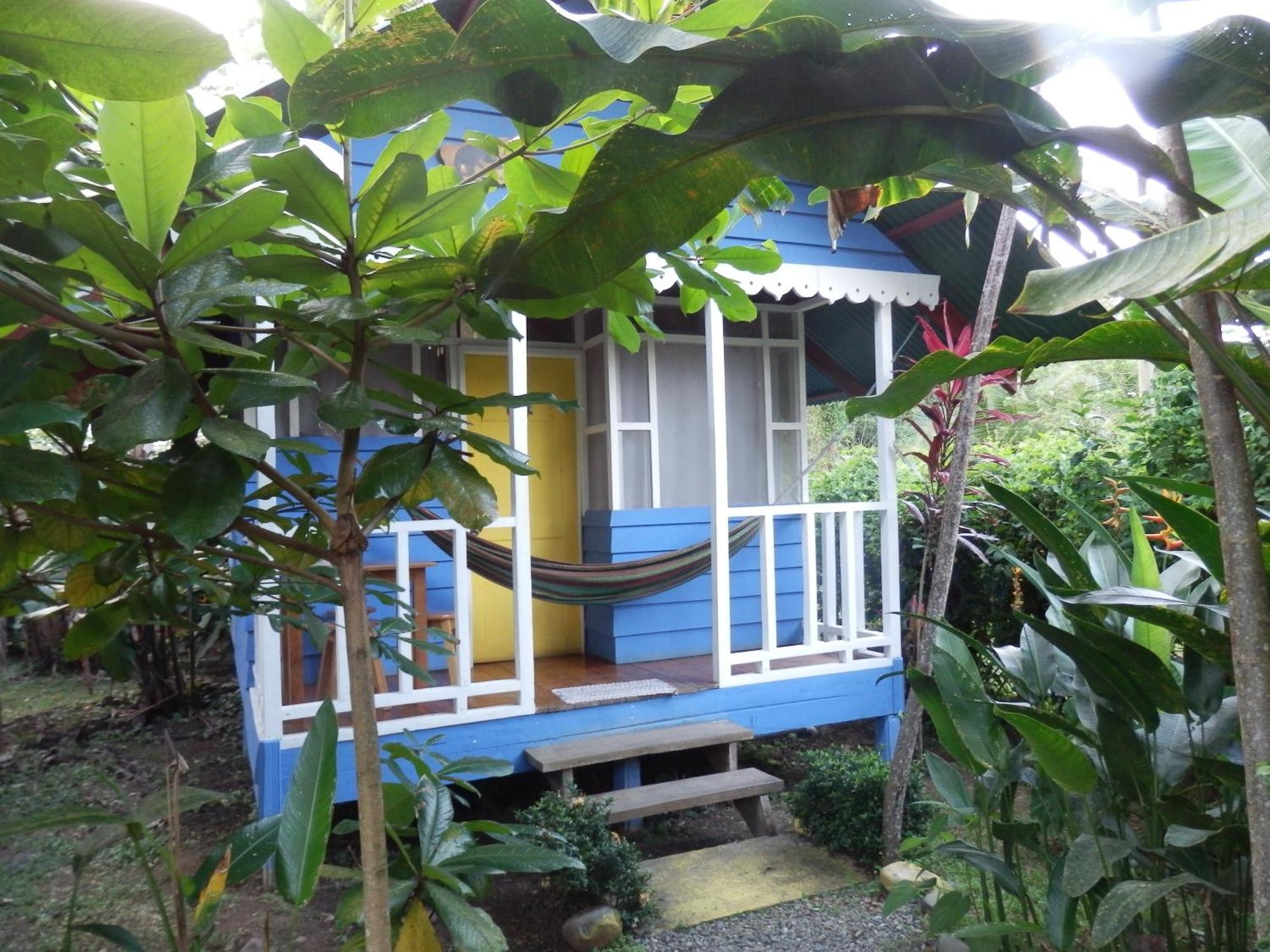 Casitas Mar Y Luz Lodge *