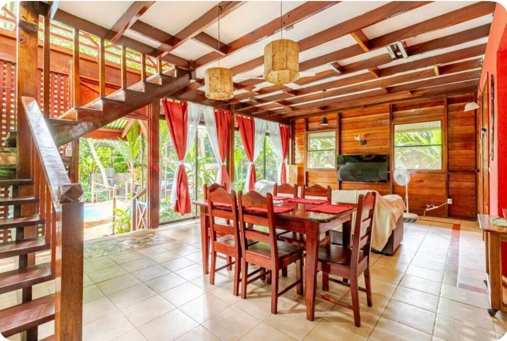 Elita Luxurious Villa, Pool, Jacuzzi, Ac Wellness Puerto Viejo de Talamanca