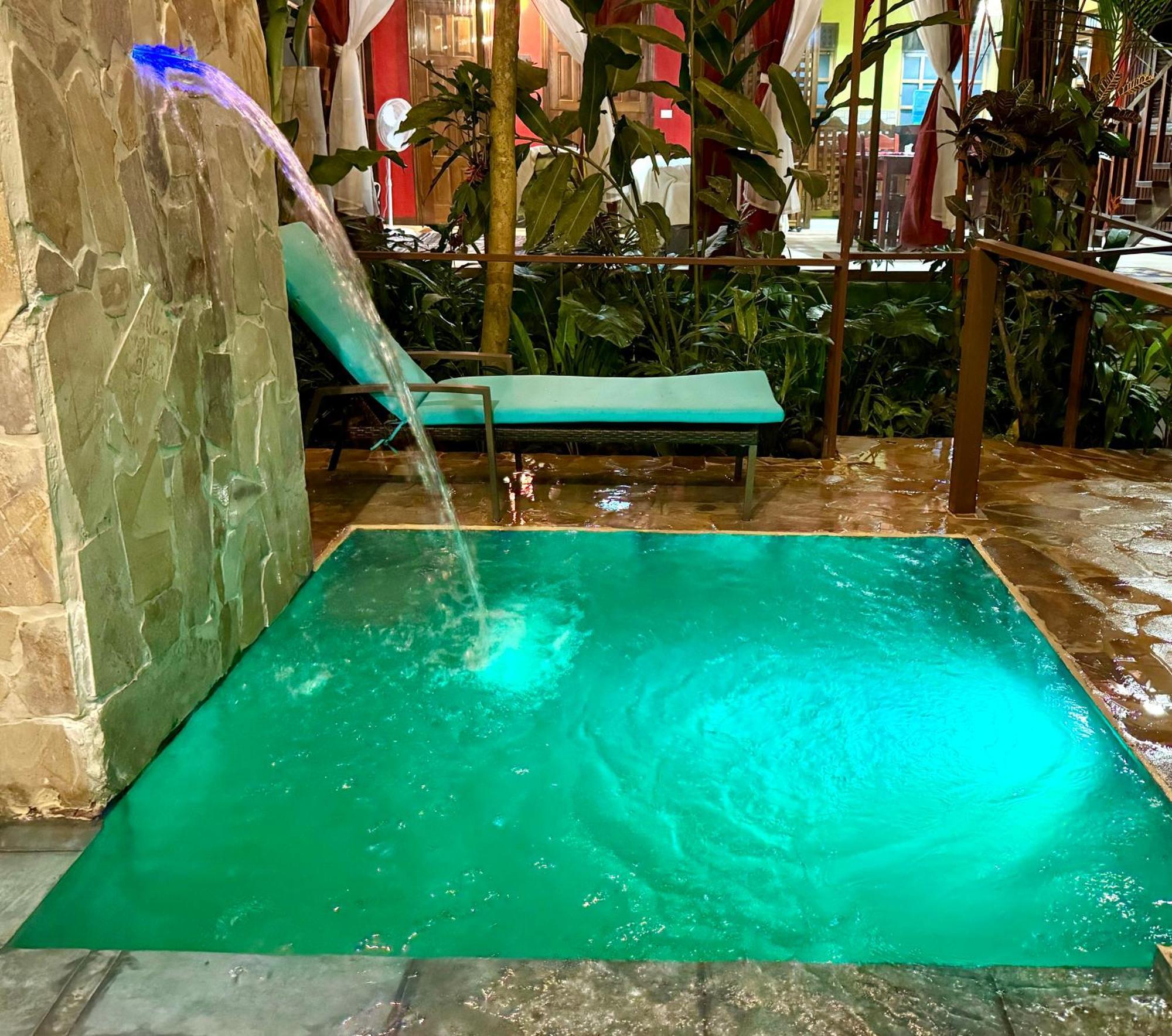 Elita Luxurious Villa, Pool, Jacuzzi, Ac Wellness *