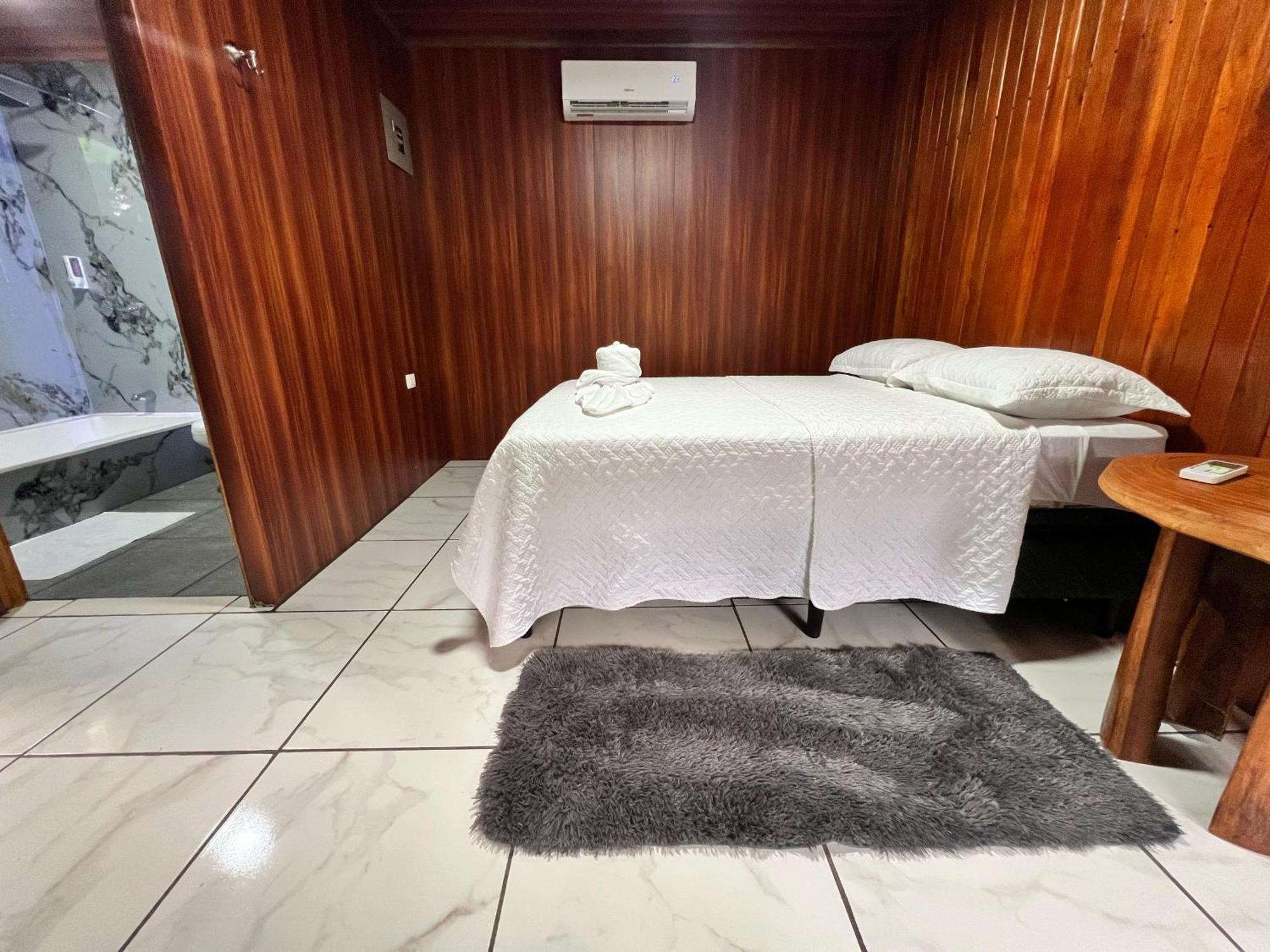 Arenal Rustic Lodge *