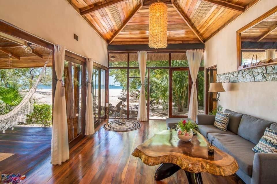 Ocho Artisan Hotel