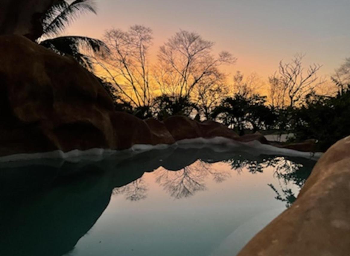 La Perla Negra Eco Pirate Hotel *