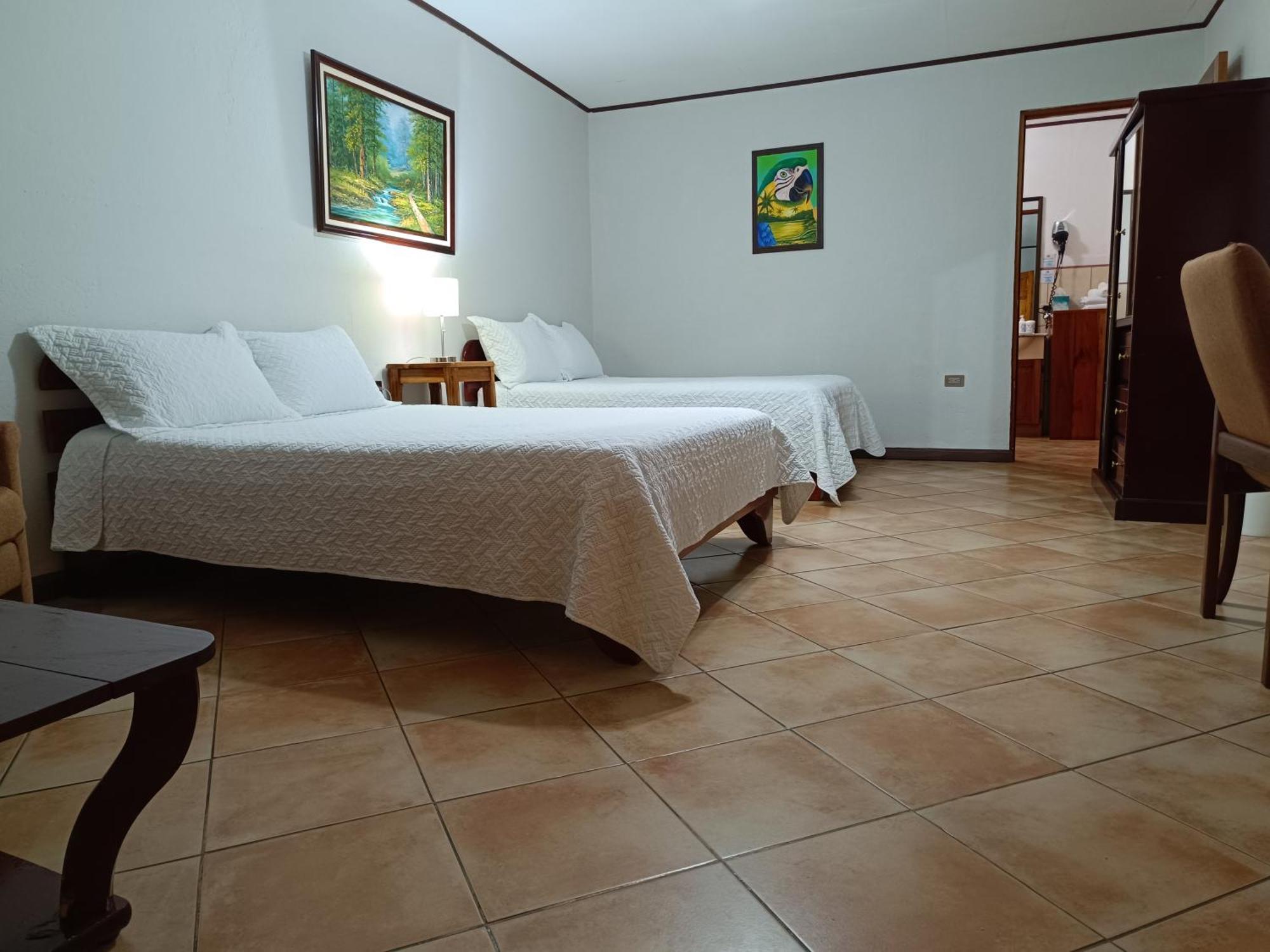 Banana Bay Marina Hotel