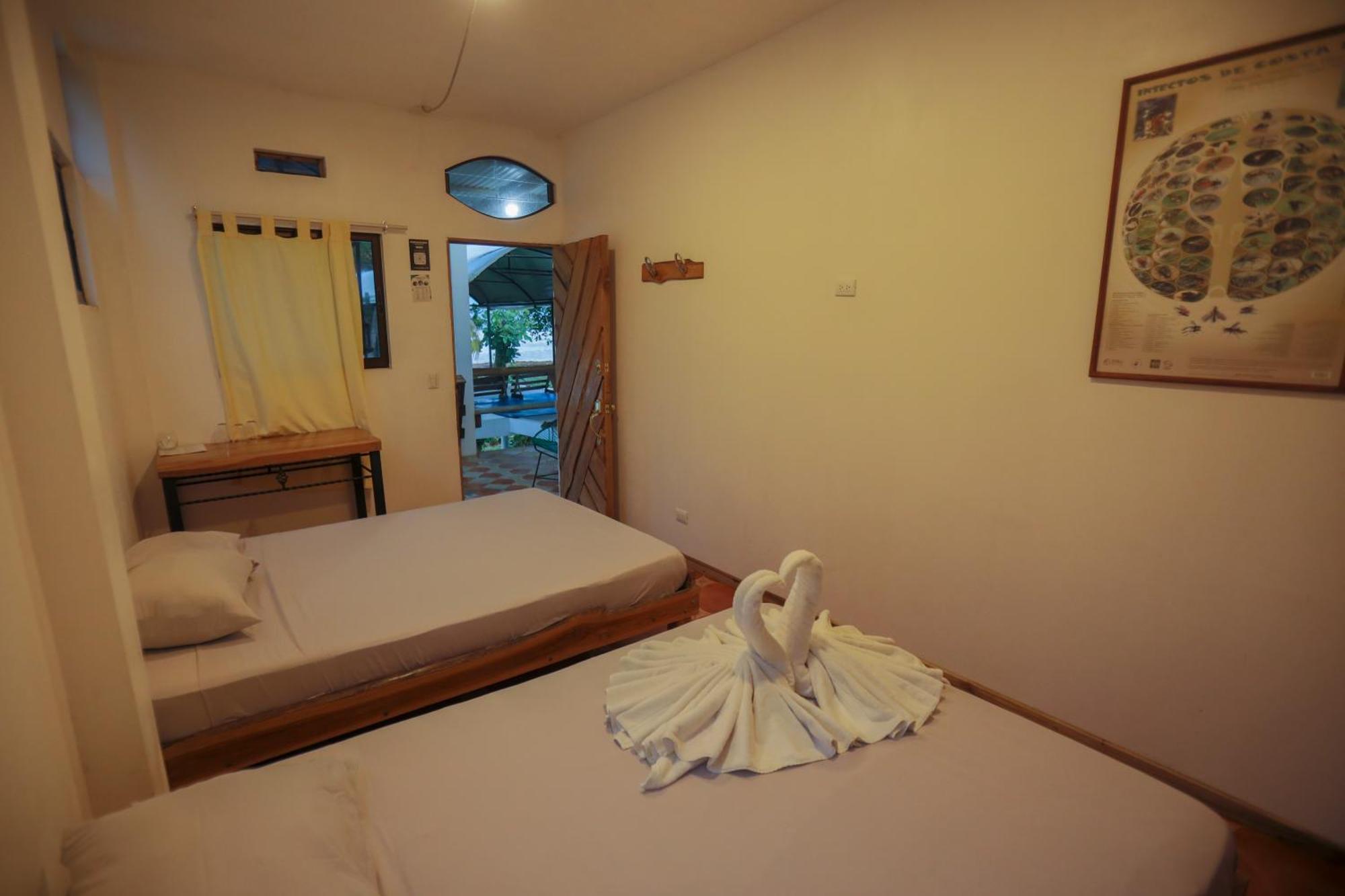 Pura Natura Beachfront Guest house