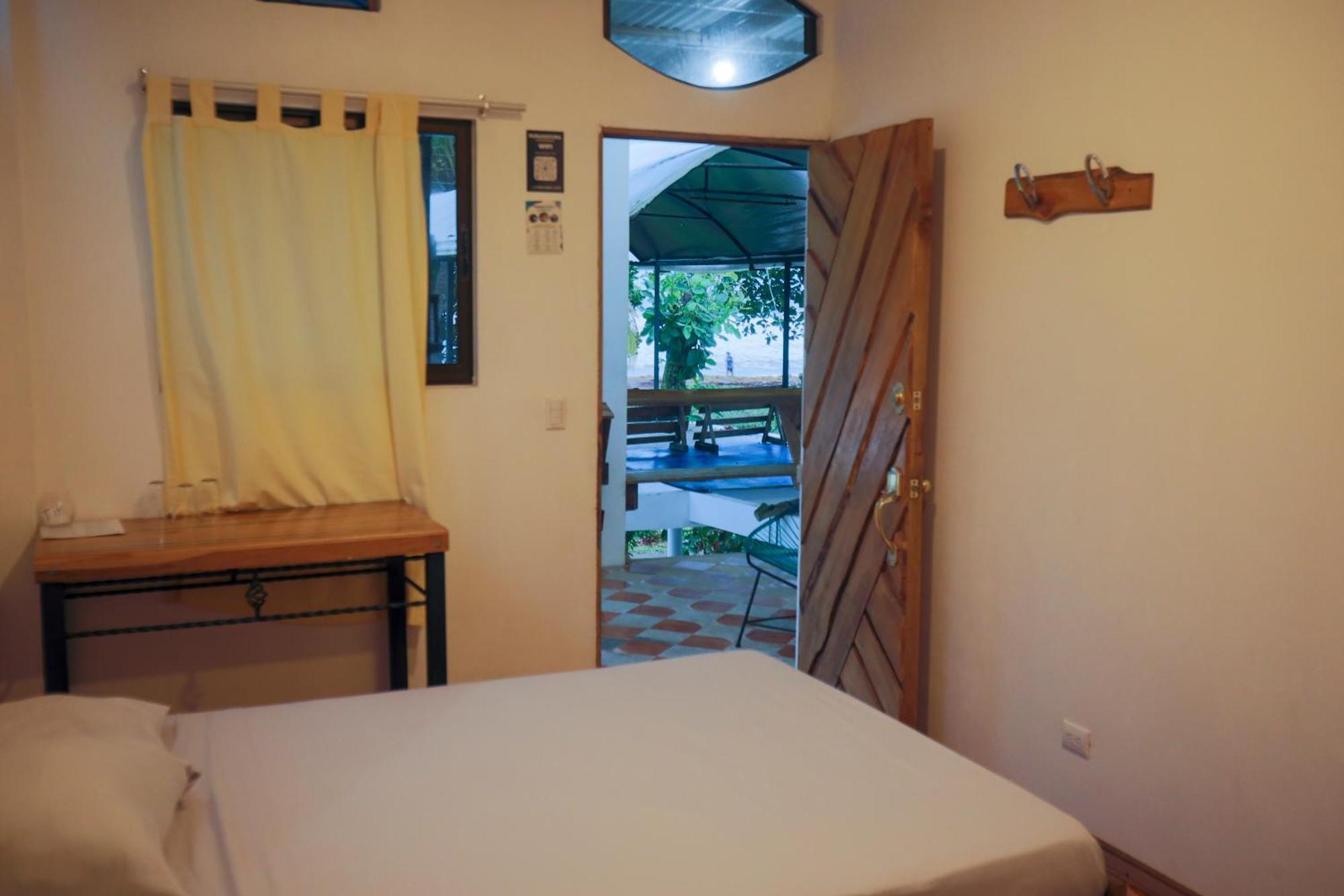 Guest house Pura Natura Beachfront *