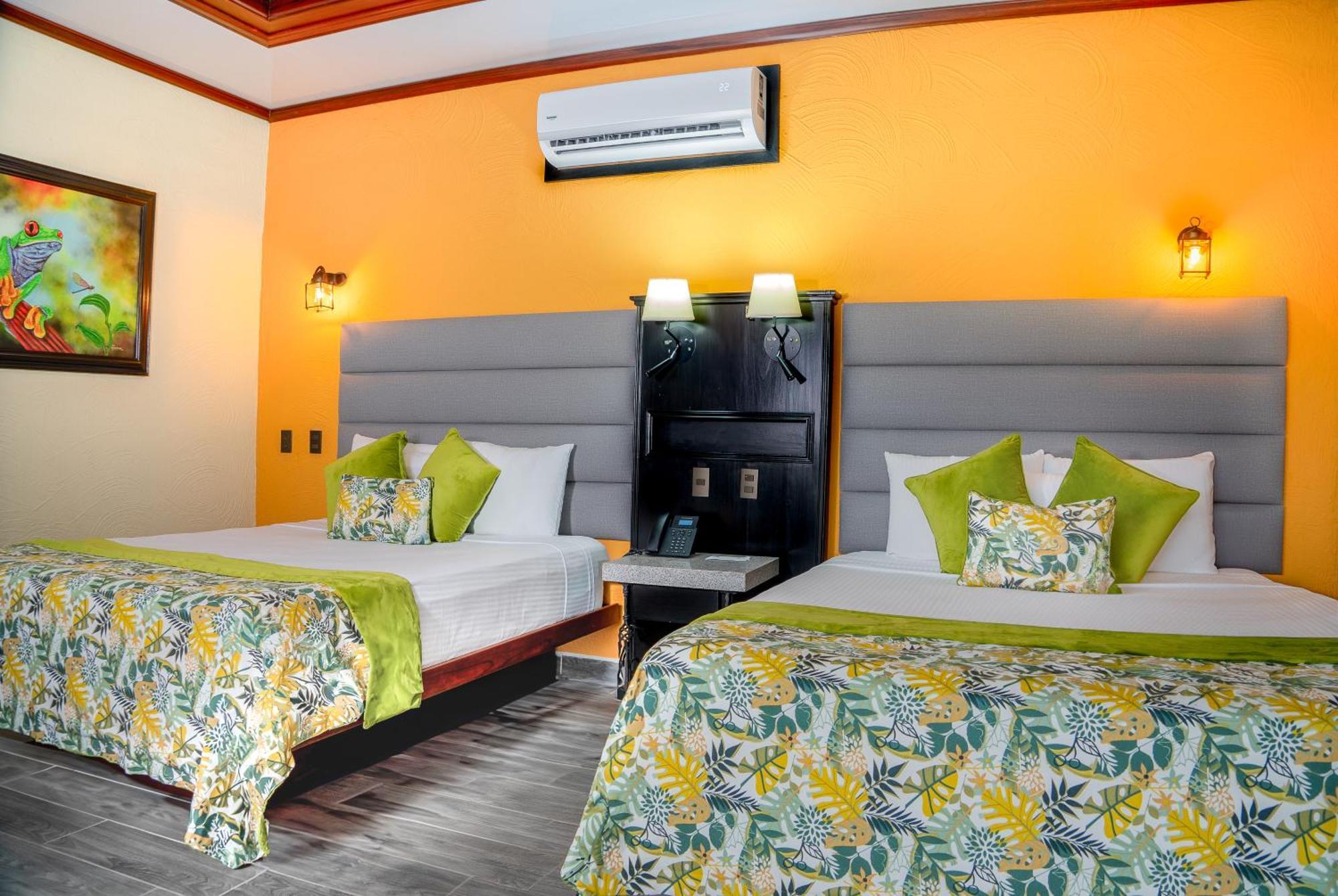 Hotel Arenal Springs & La Fortuna