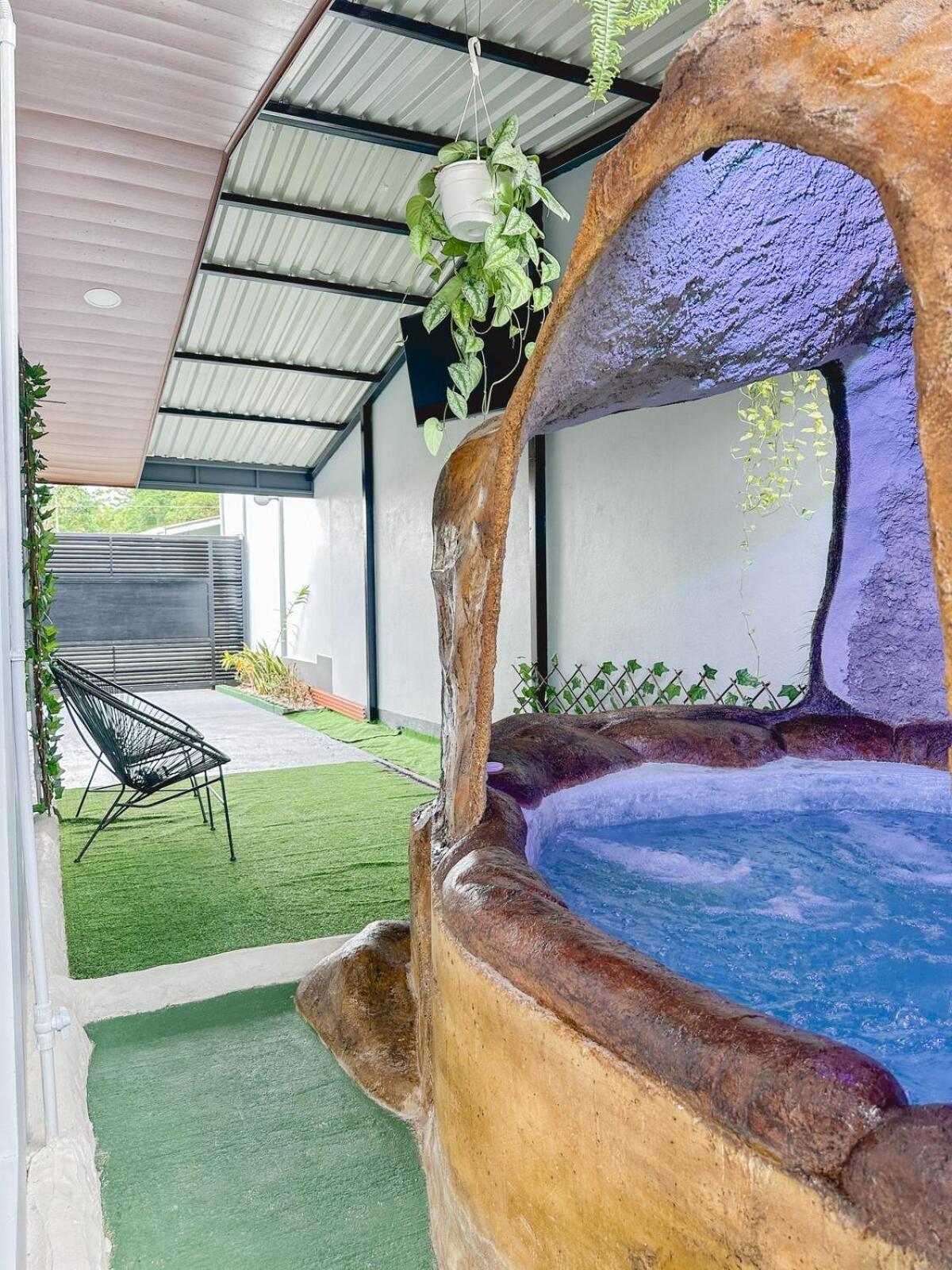 Arenal Tico House Holiday home *