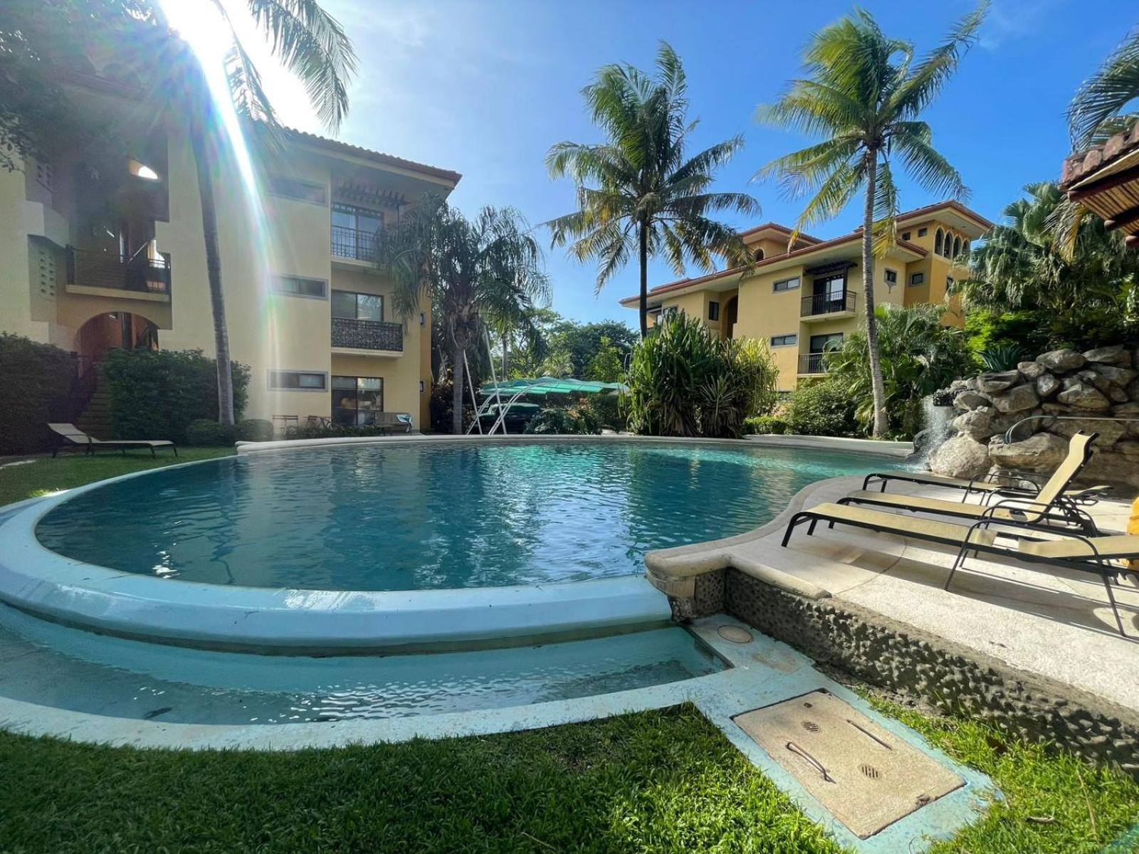 The Oaks Pool Front Fast Wifi Tamarindo