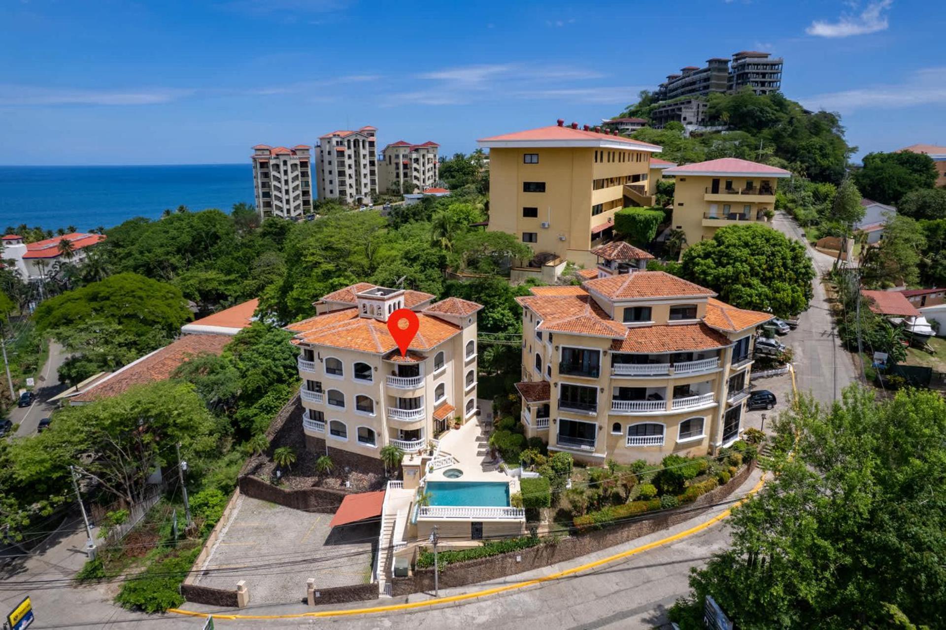 Birds-eye Ocean View In Nicely Priced Top-floor Unit In Flamingo Playa Flamingo