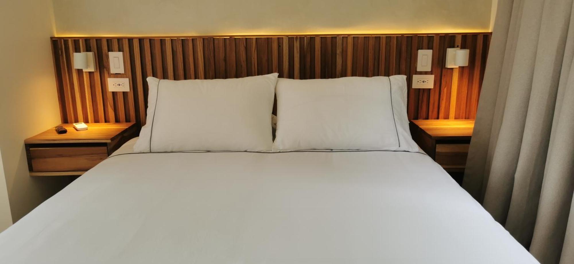 Casa Luna - Private With Ocean View, Pool, Ac, Wifi Hotel *
