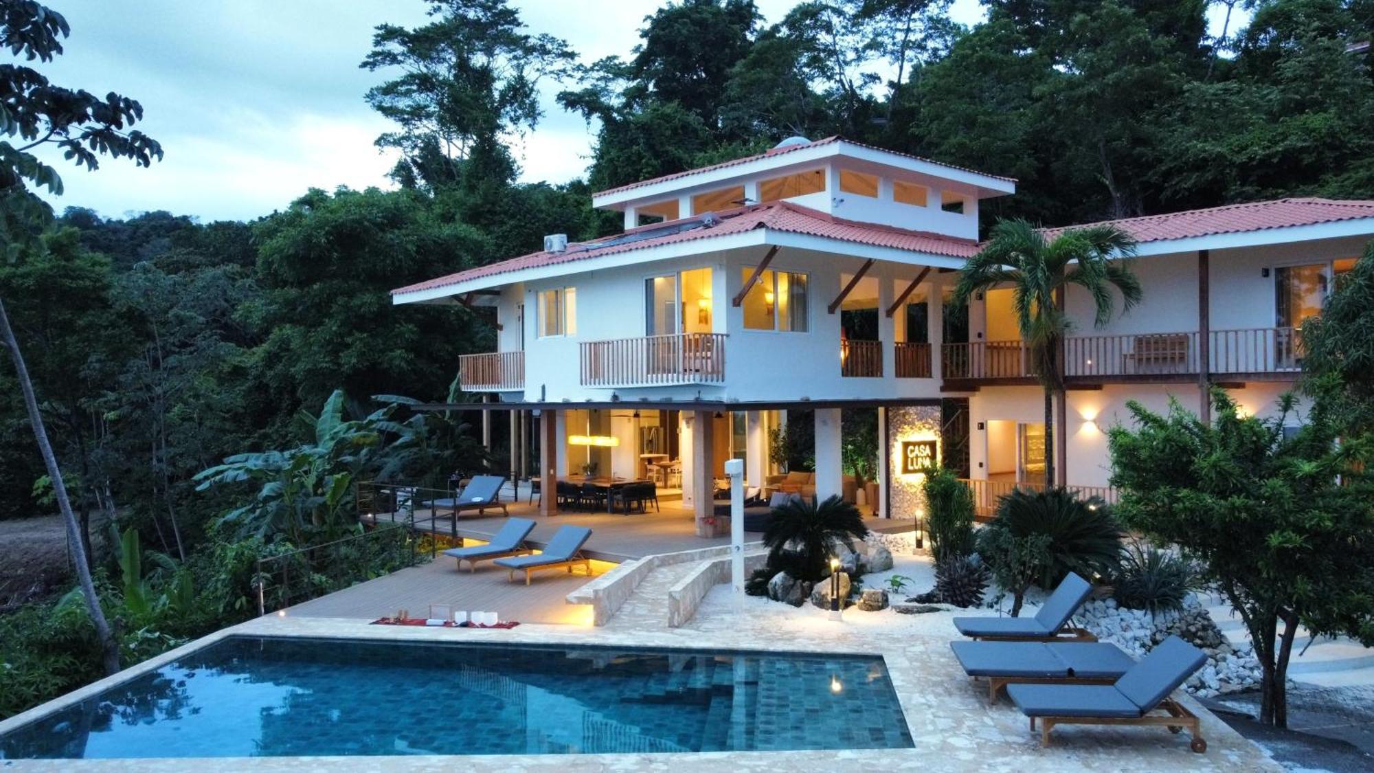 Hotel Casa Luna - Private With Ocean View, Pool, Ac, Wifi *