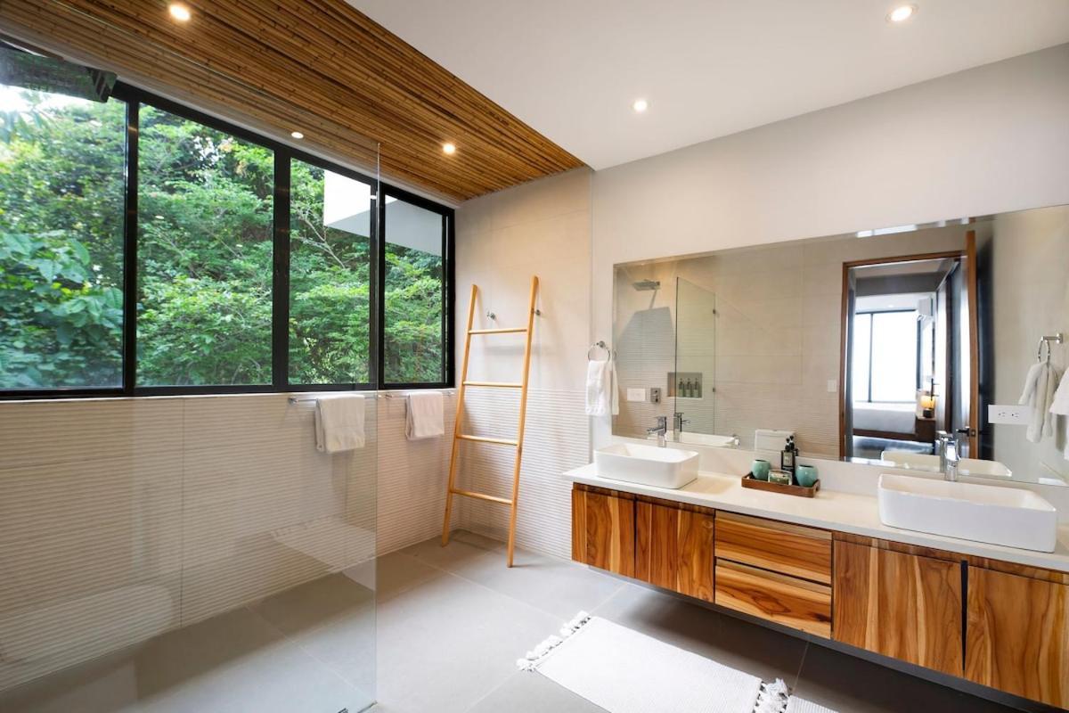Kanik - Luxury With Heavenly Views