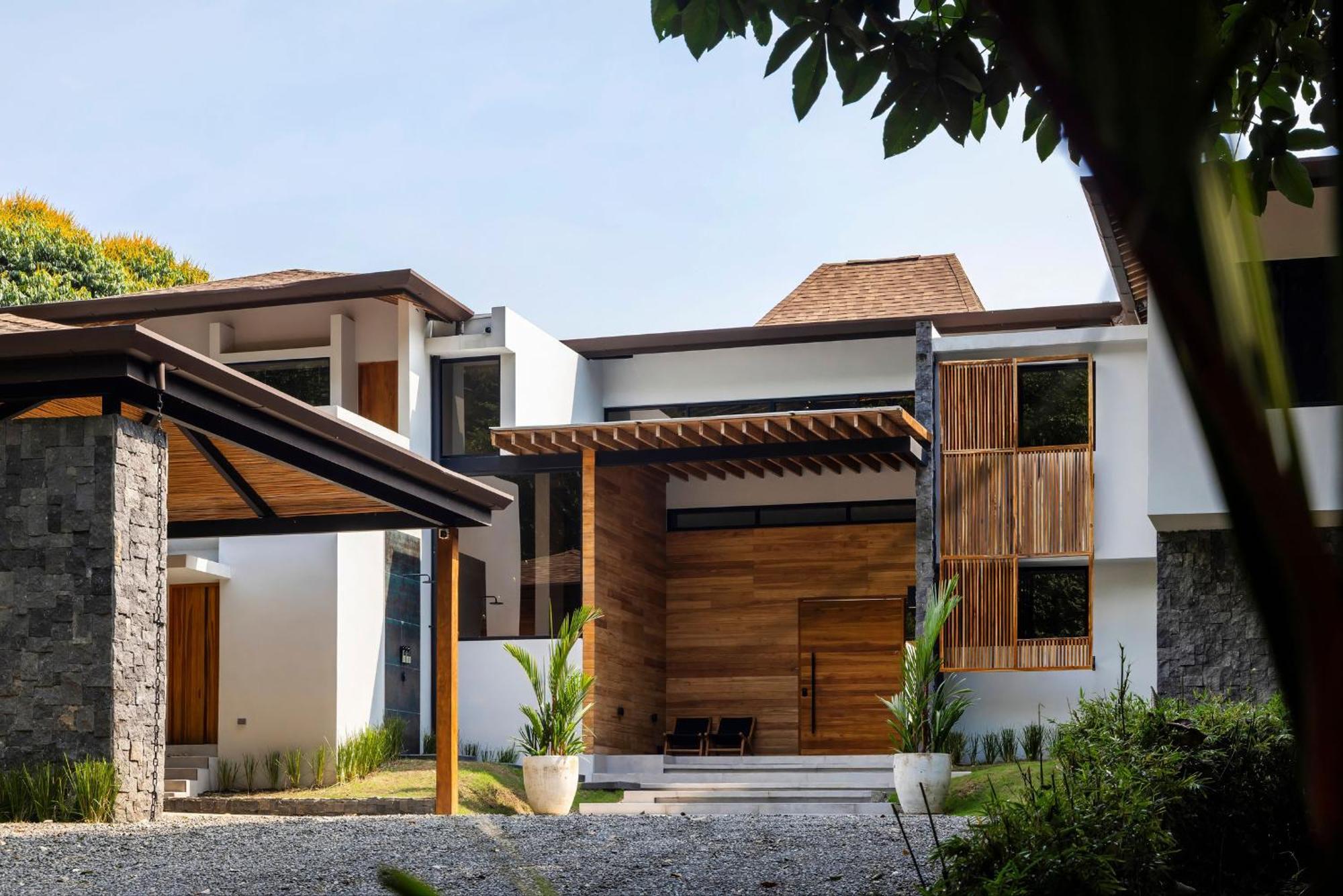 Villa Kanik - Luxury With Heavenly Views