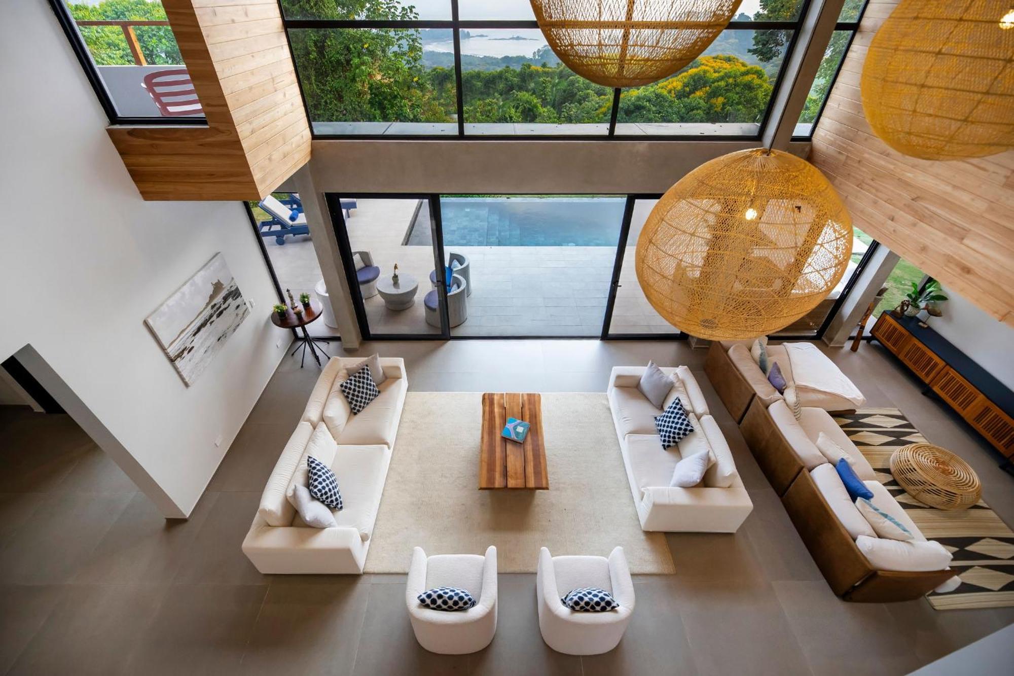Kanik - Luxury With Heavenly Views Villa