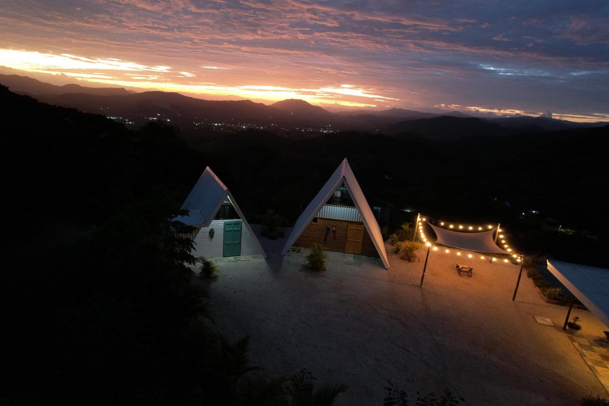 Chalet Blue Sky *