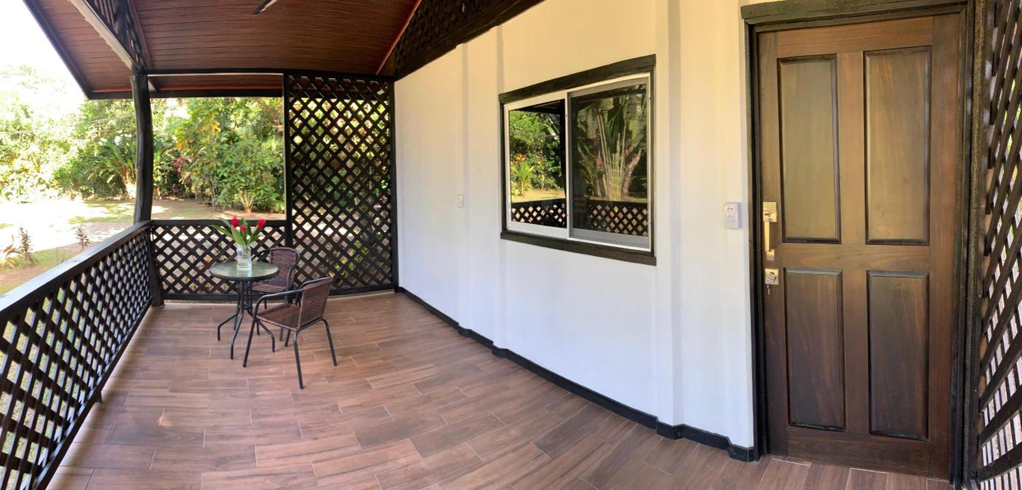 Playa Grande & Tree House Lodge