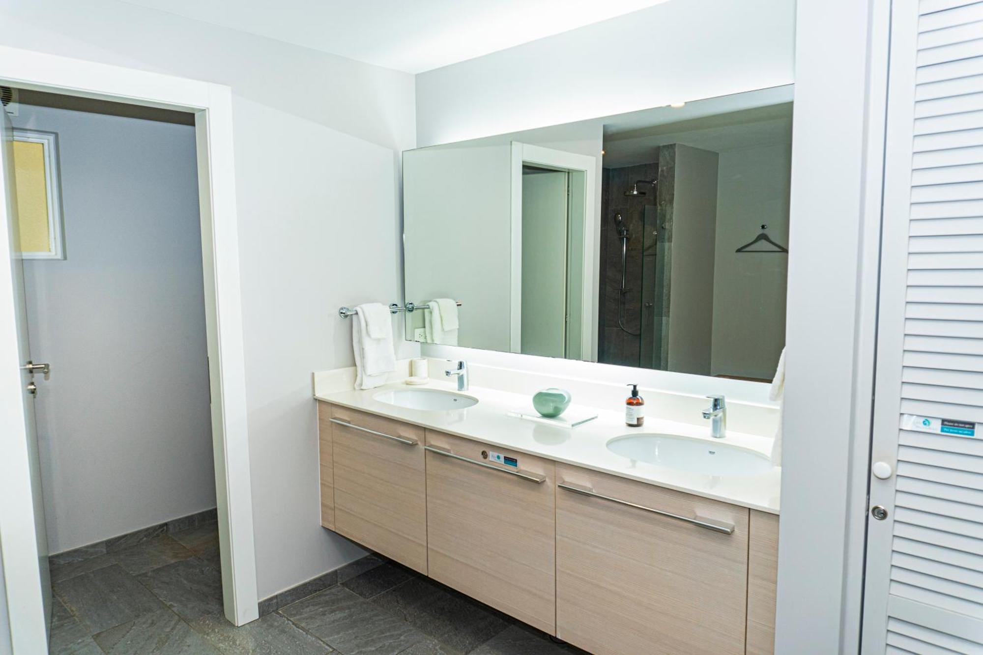 Hotel Elan At Ballena 5*