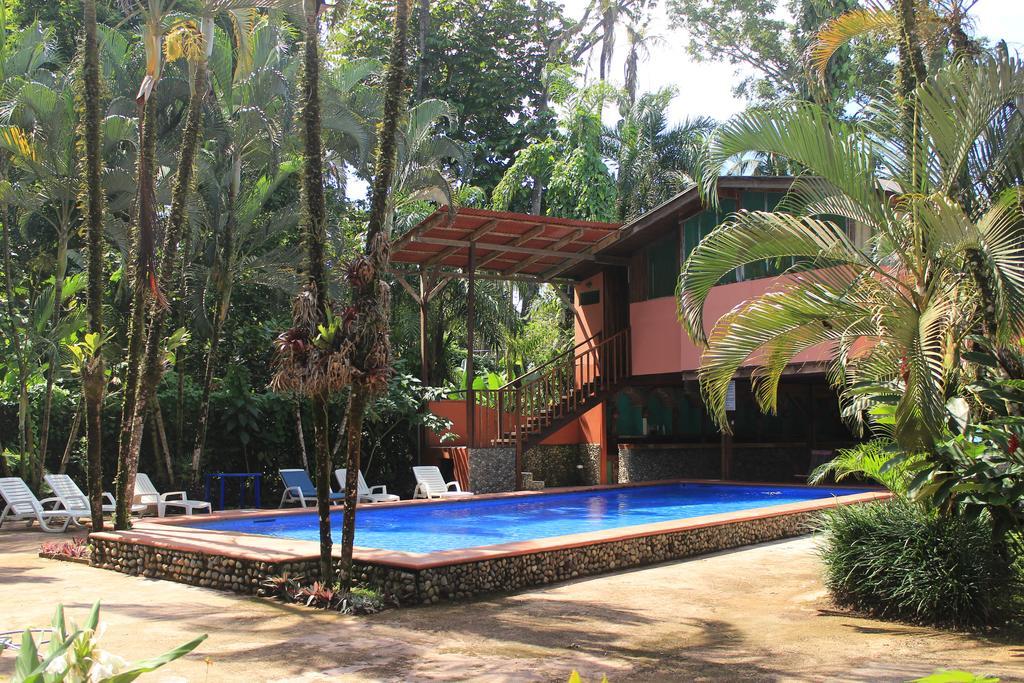 Hotel Perla Negra Beach Front 3*