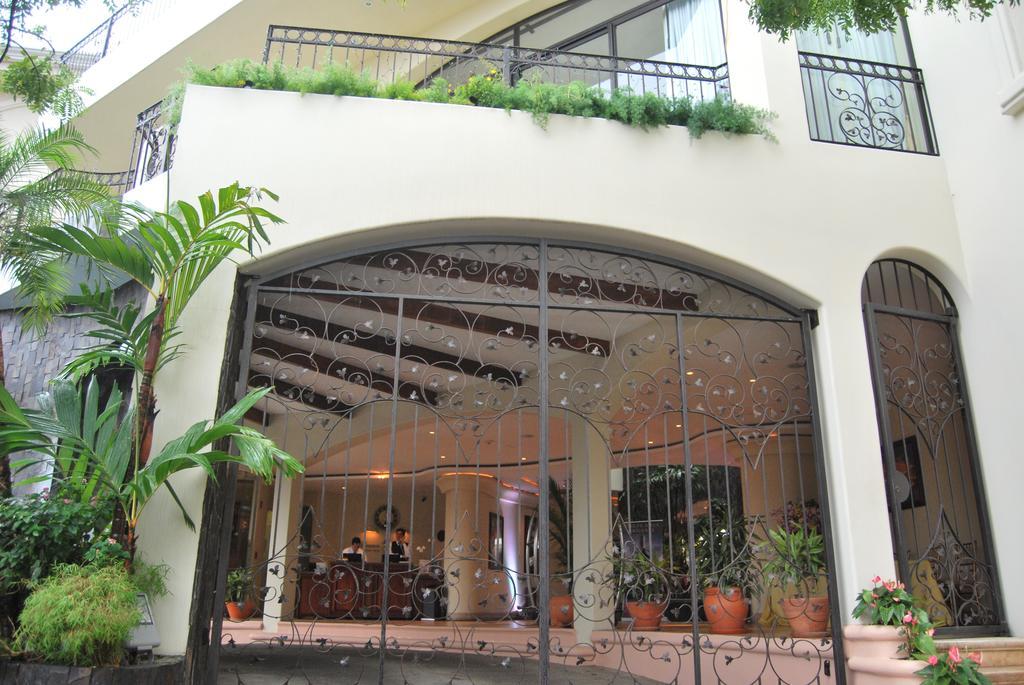 Hotel Beacon