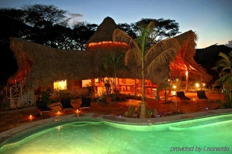 El Sabanero Eco Tamarindo