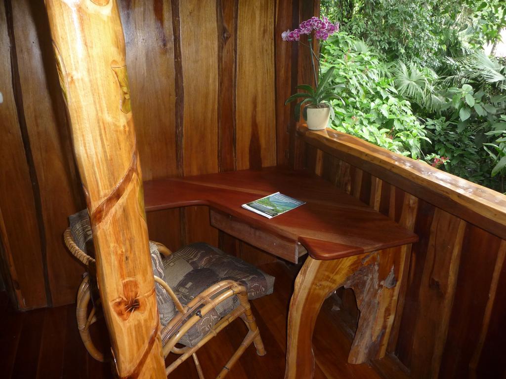 Topos Tree House Holiday home *